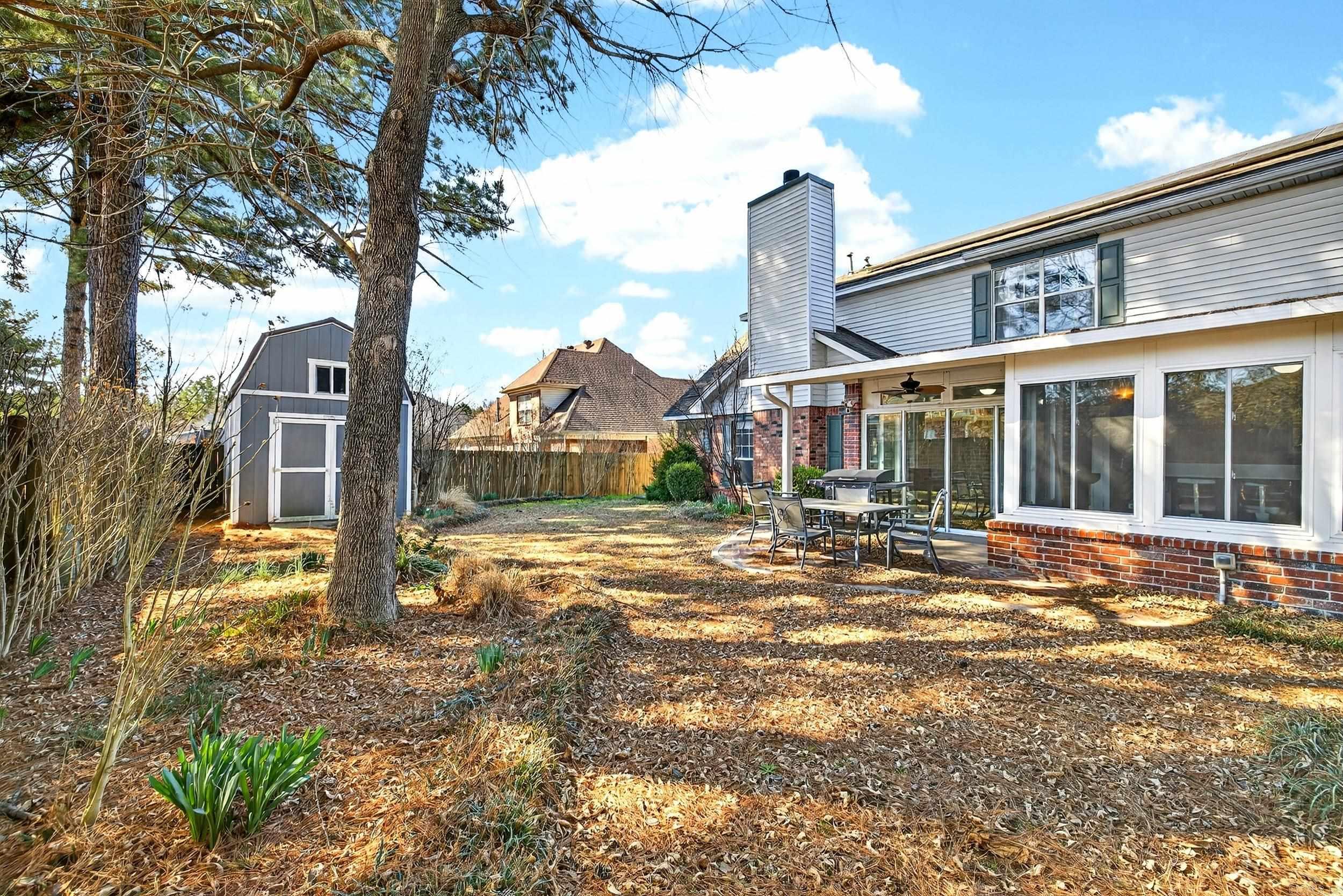 FOXWOOD J - Residential