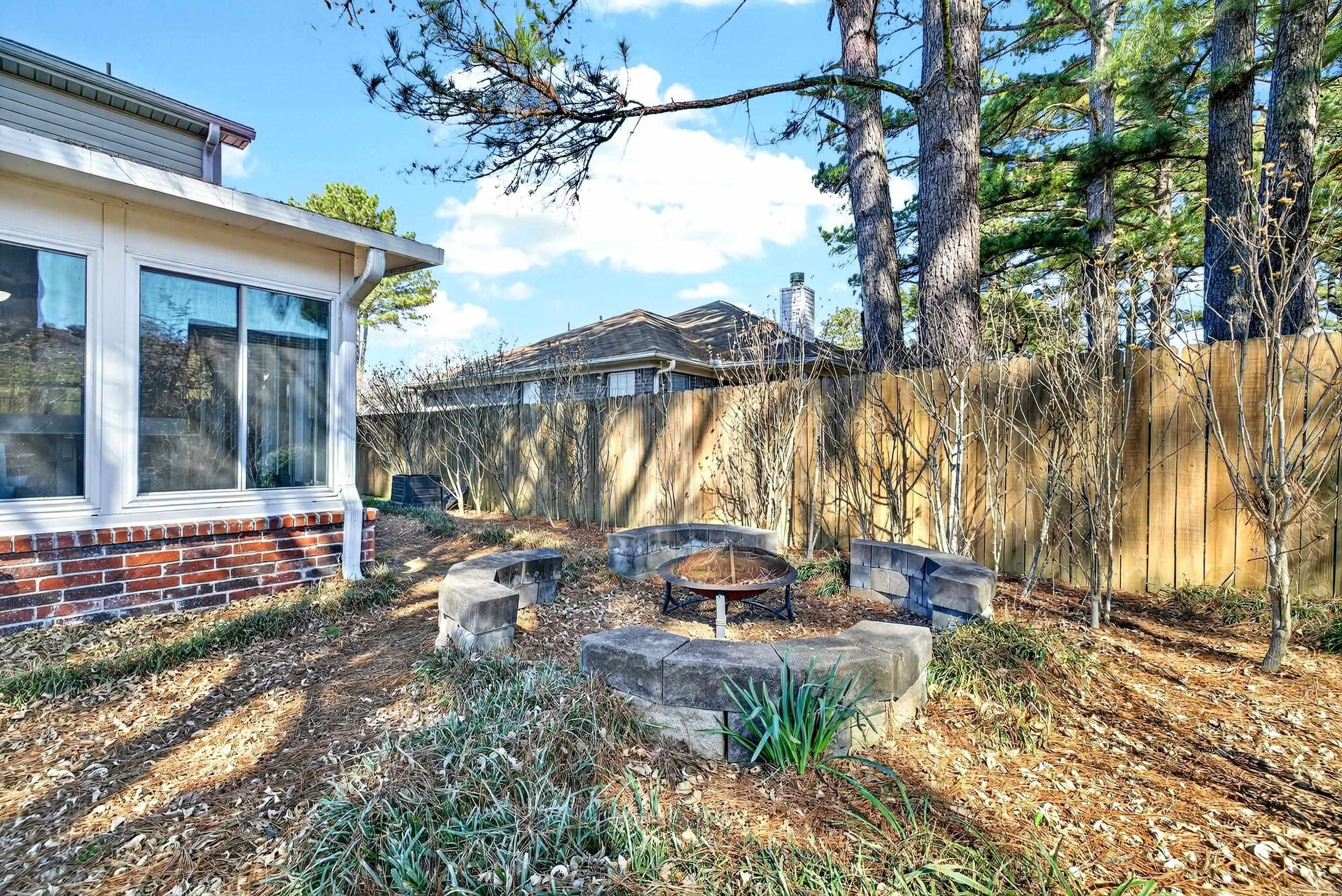 FOXWOOD J - Residential