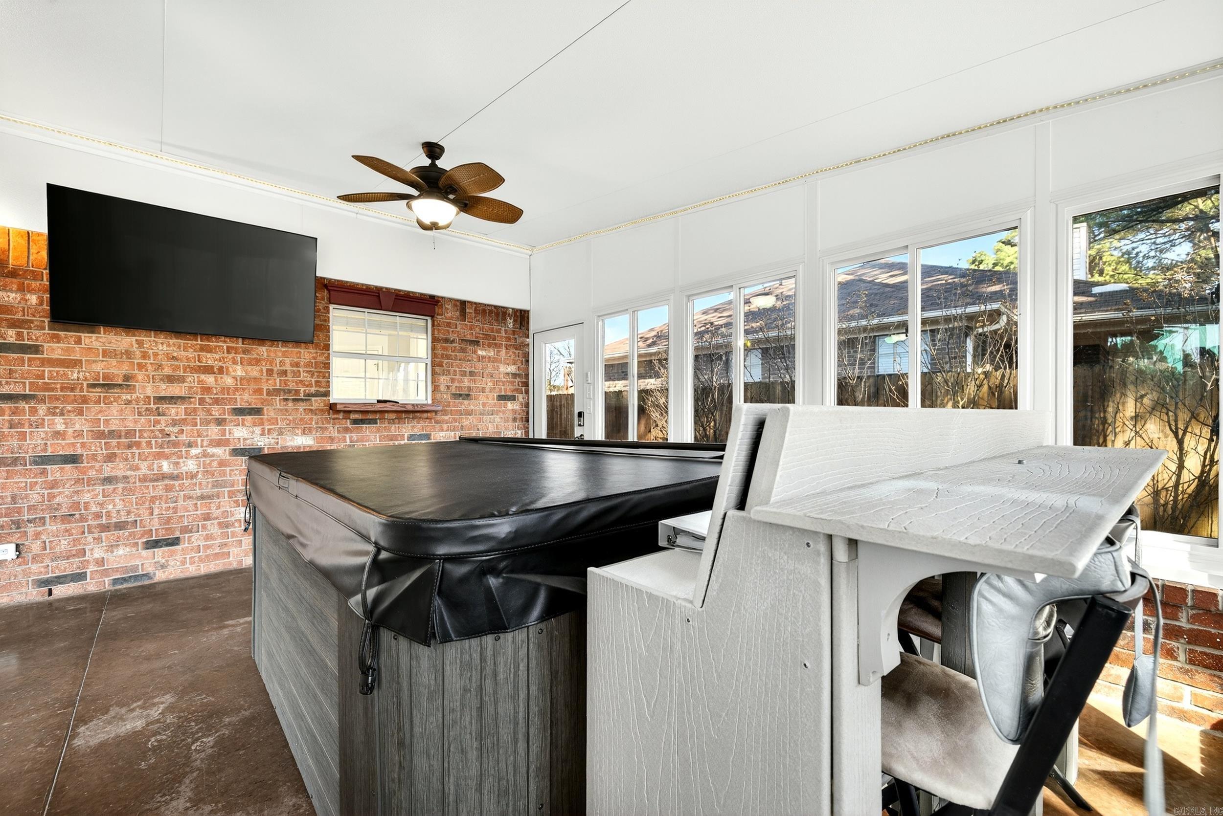 FOXWOOD J - Residential