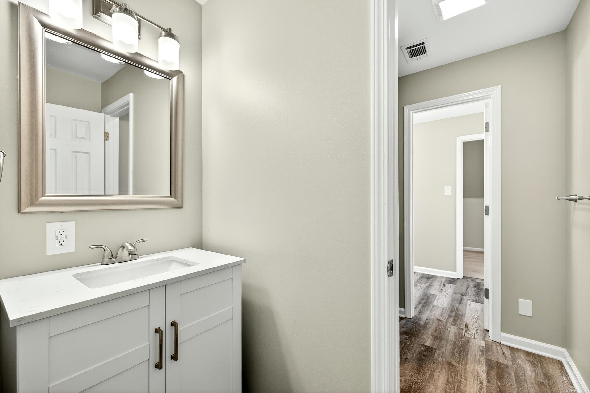 FOXWOOD J - Residential