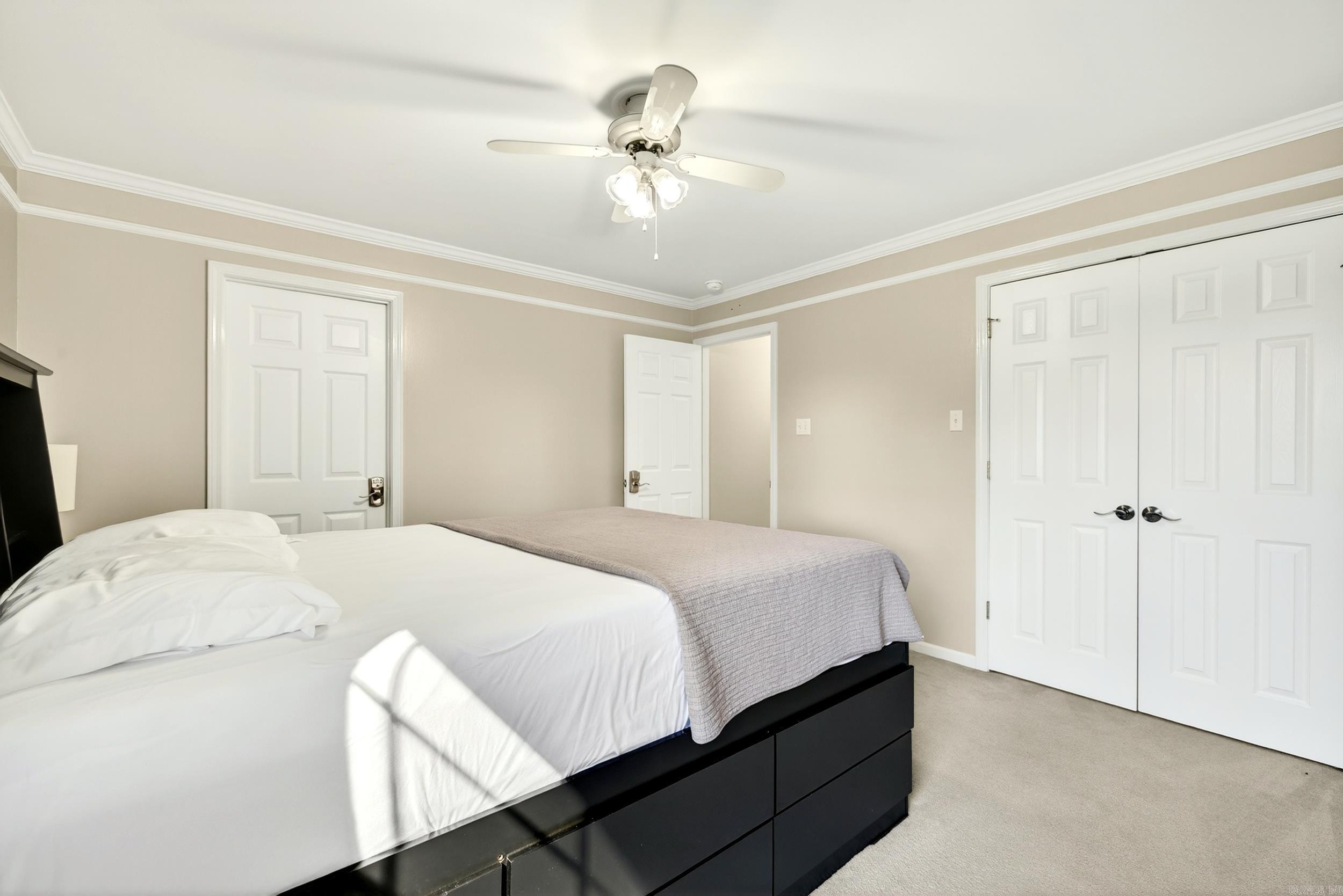 FOXWOOD J - Residential