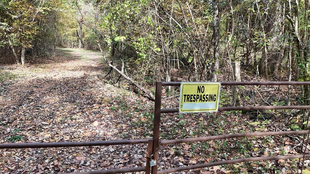 Metes & Bounds - Land