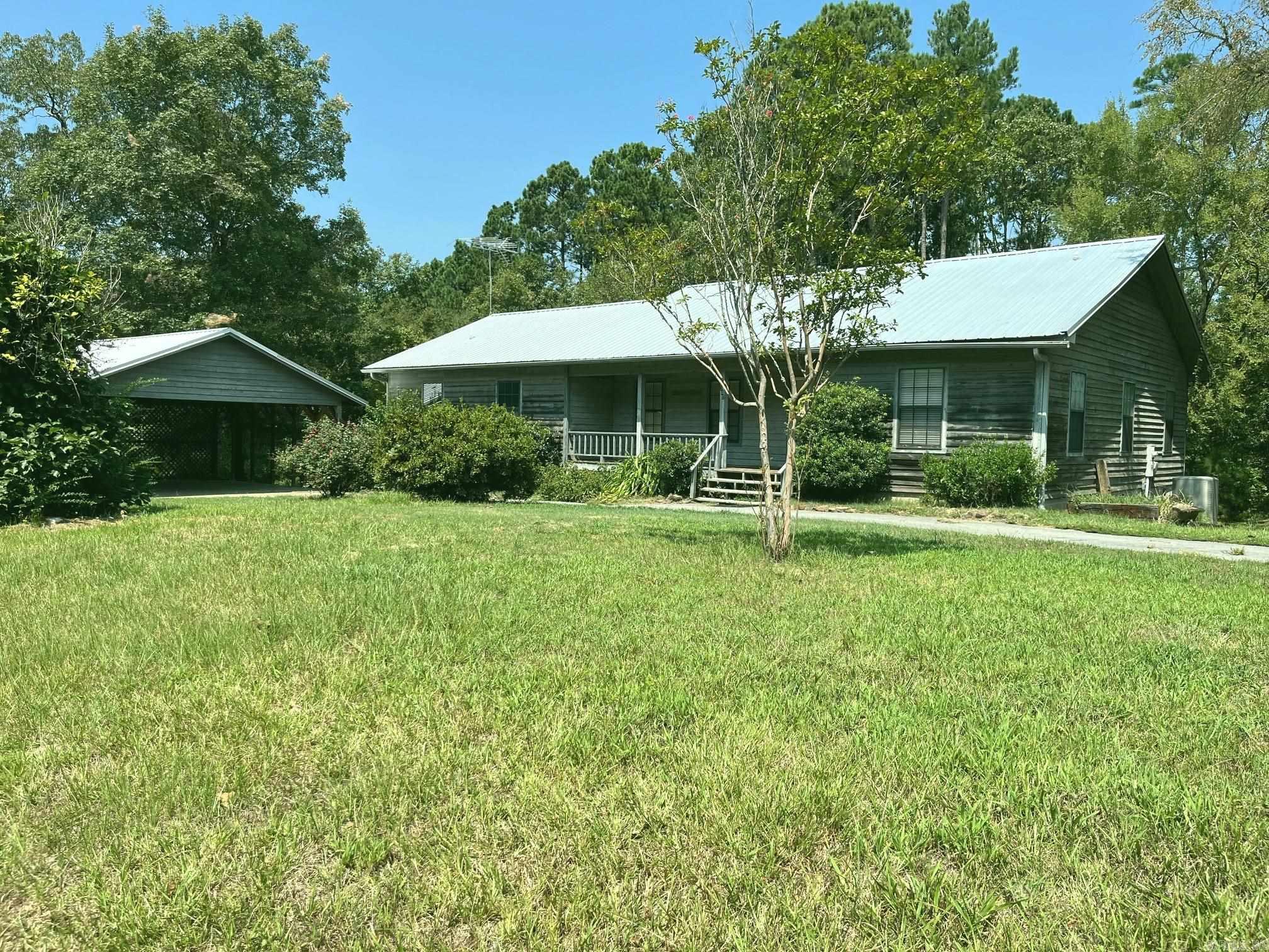 WAYWOOD ESTATES - Residential