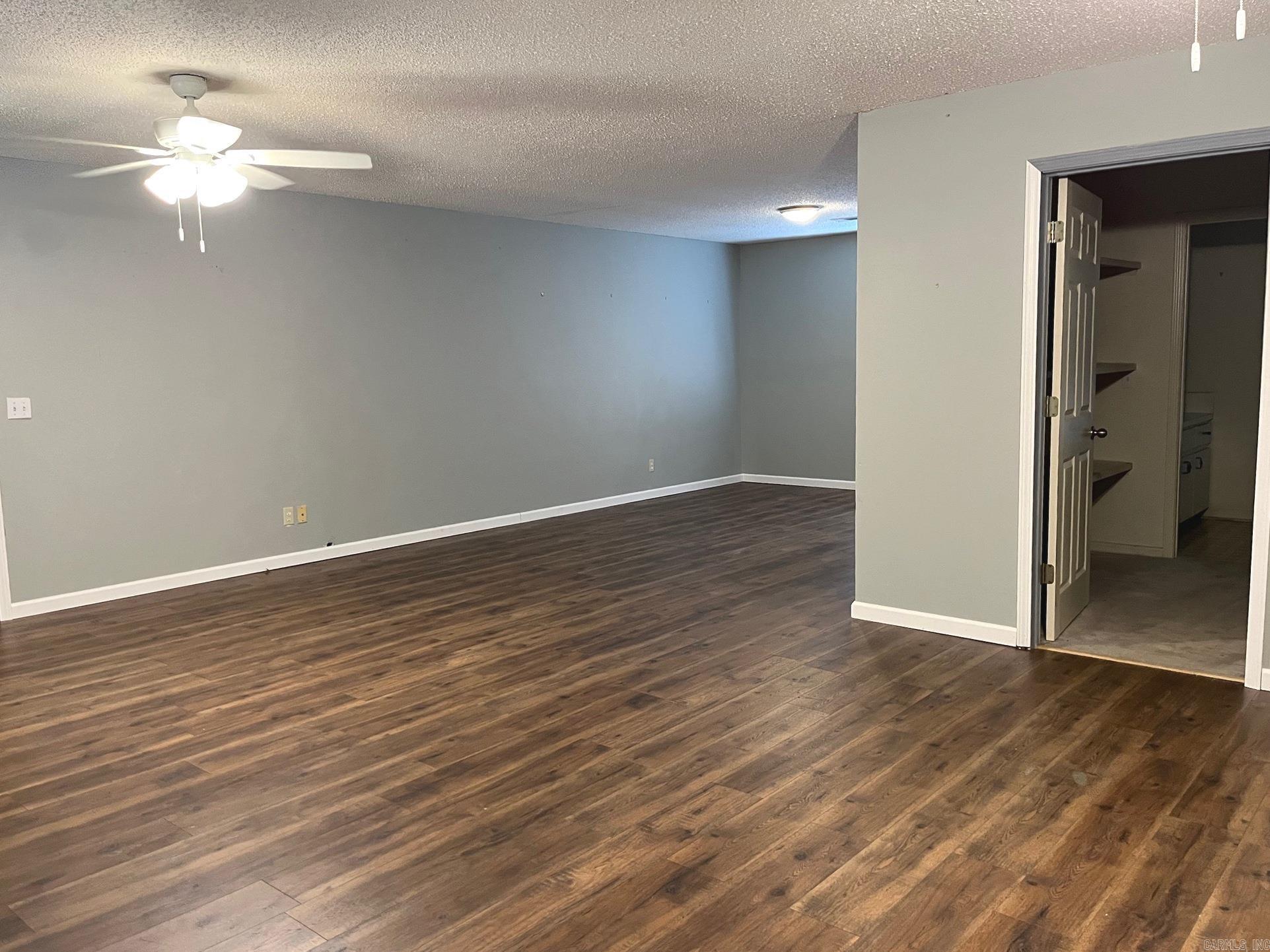 WAYWOOD ESTATES - Residential