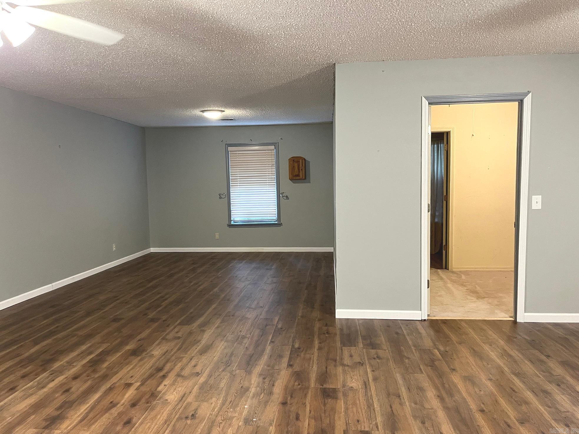 WAYWOOD ESTATES - Residential