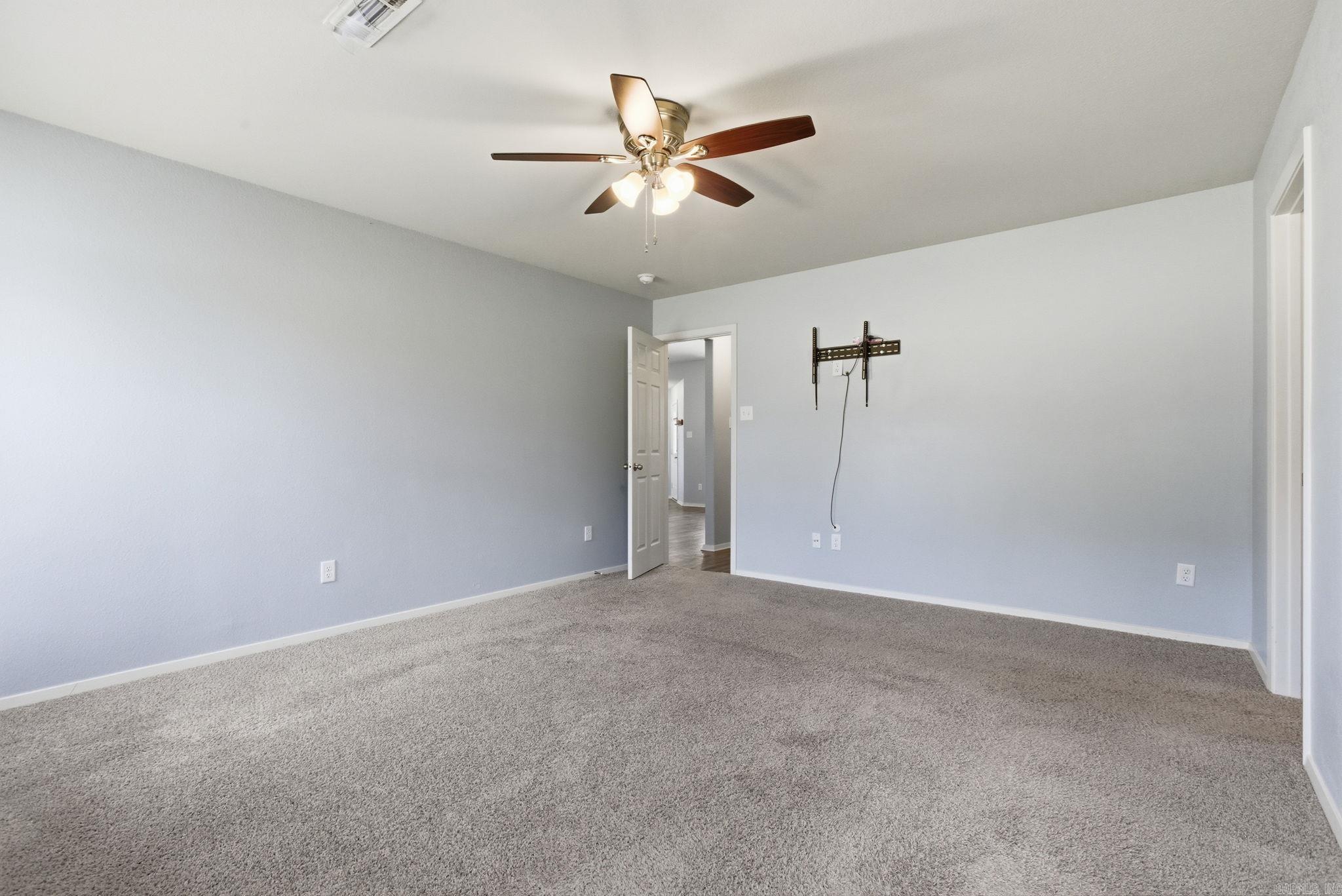 Vivian Heights - Residential