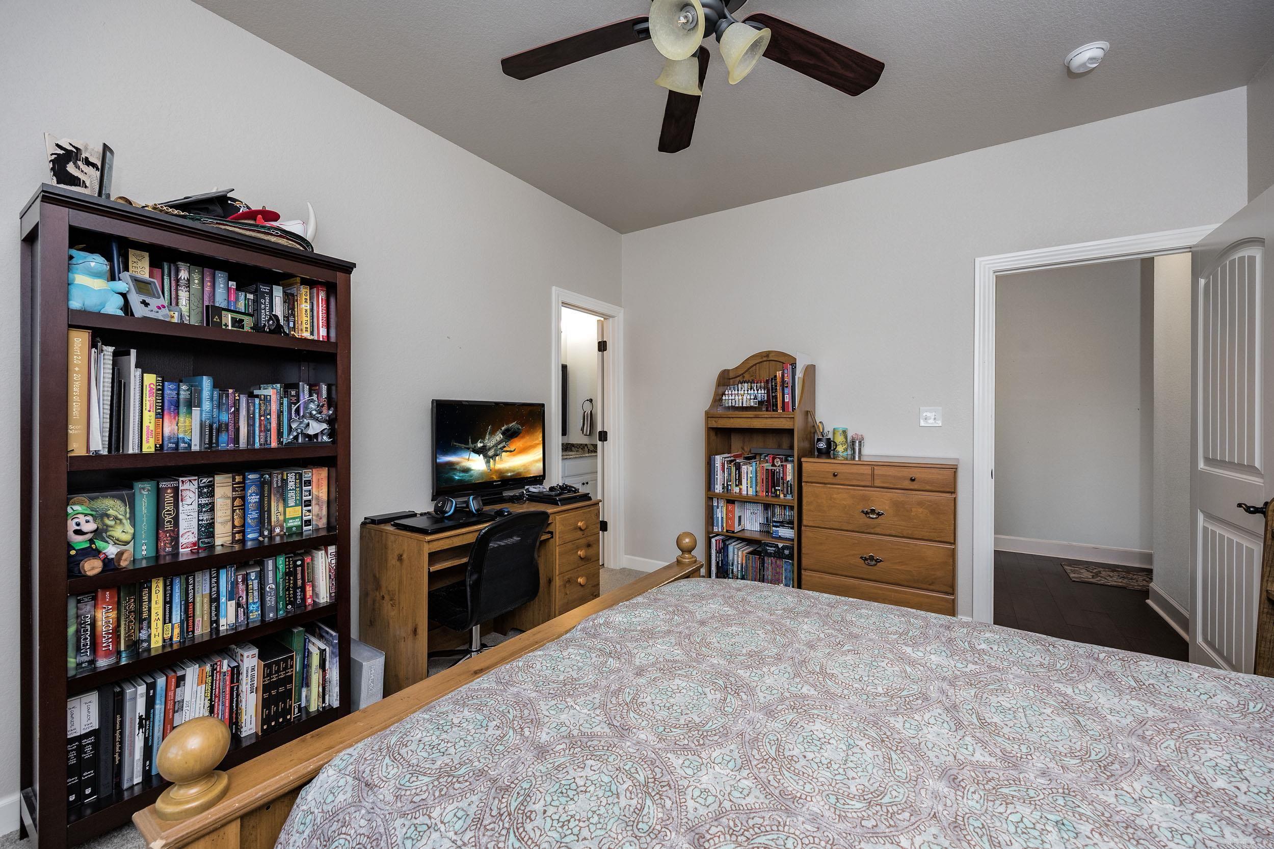 CHENAL VALLEY TOURNAY CIRCLE - Residential