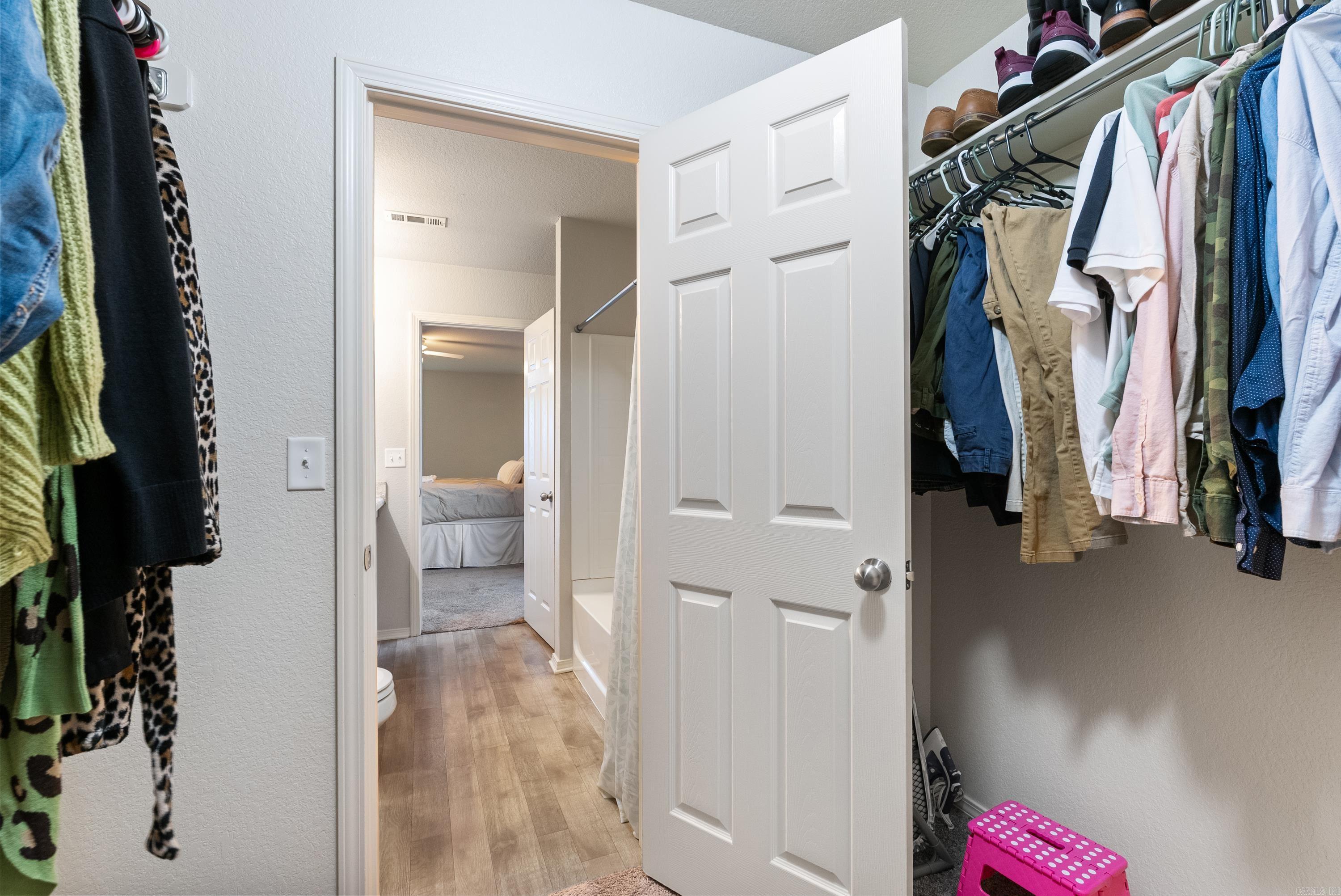 MEADOWS EDGE - Residential