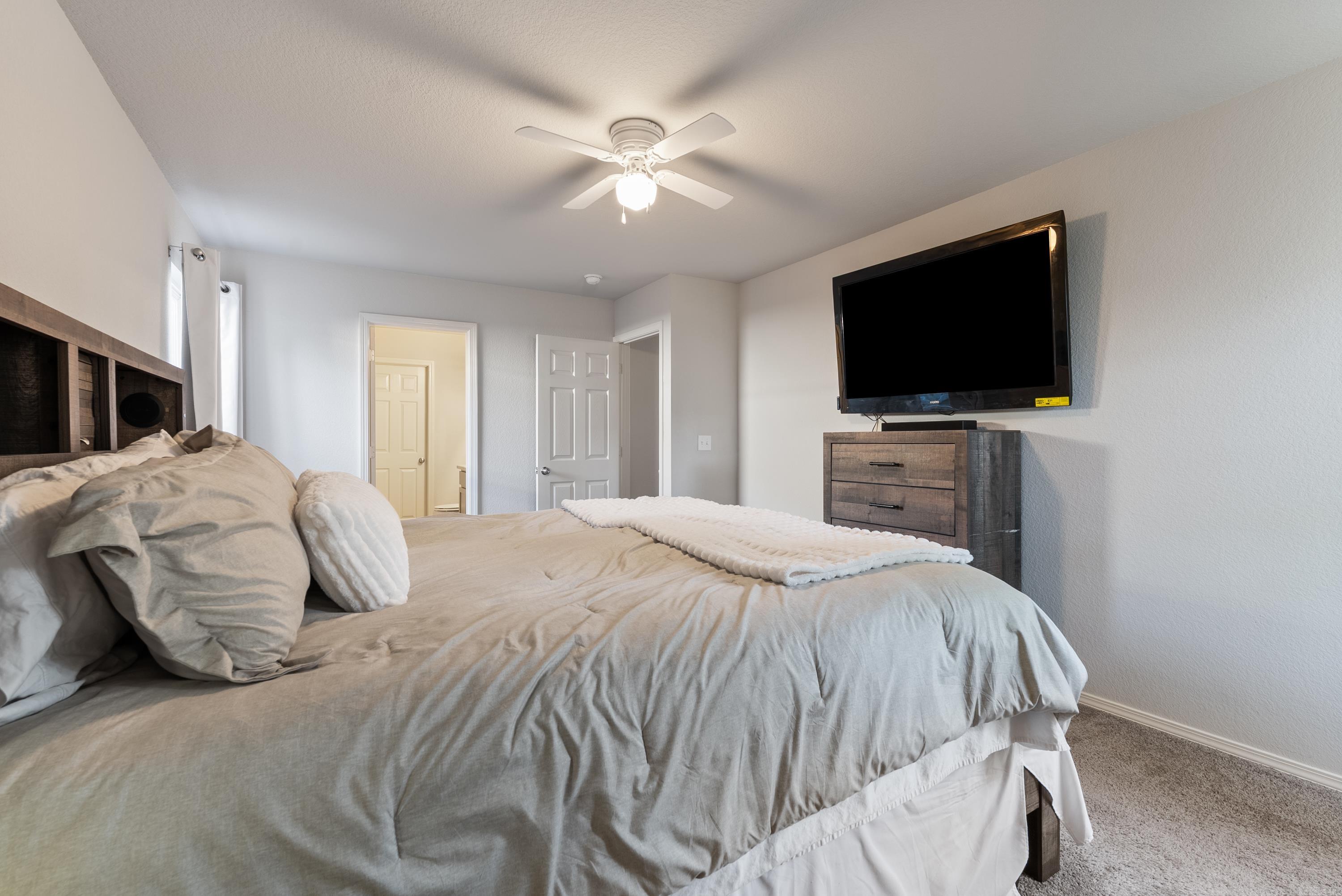 MEADOWS EDGE - Residential