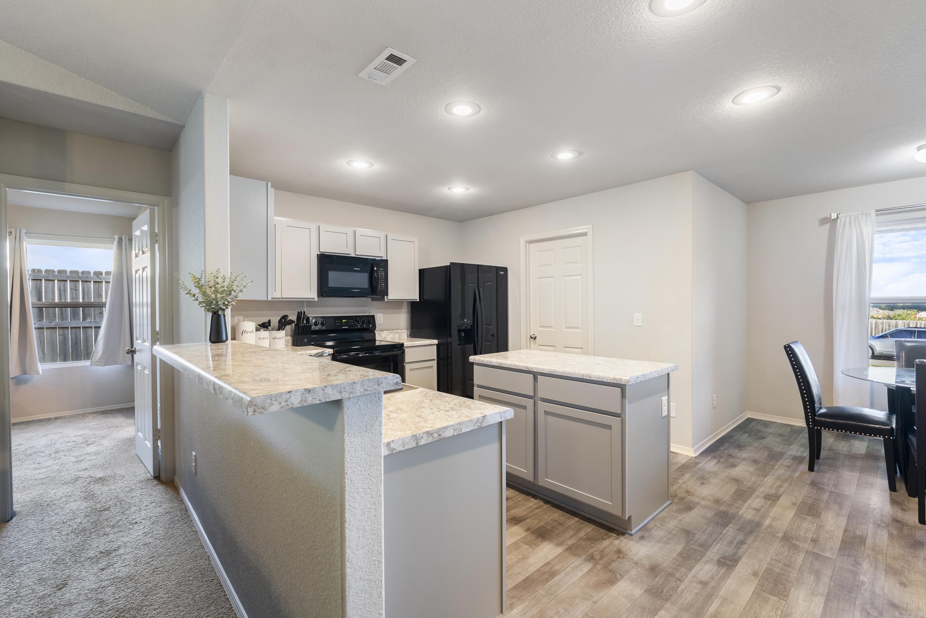 MEADOWS EDGE - Residential