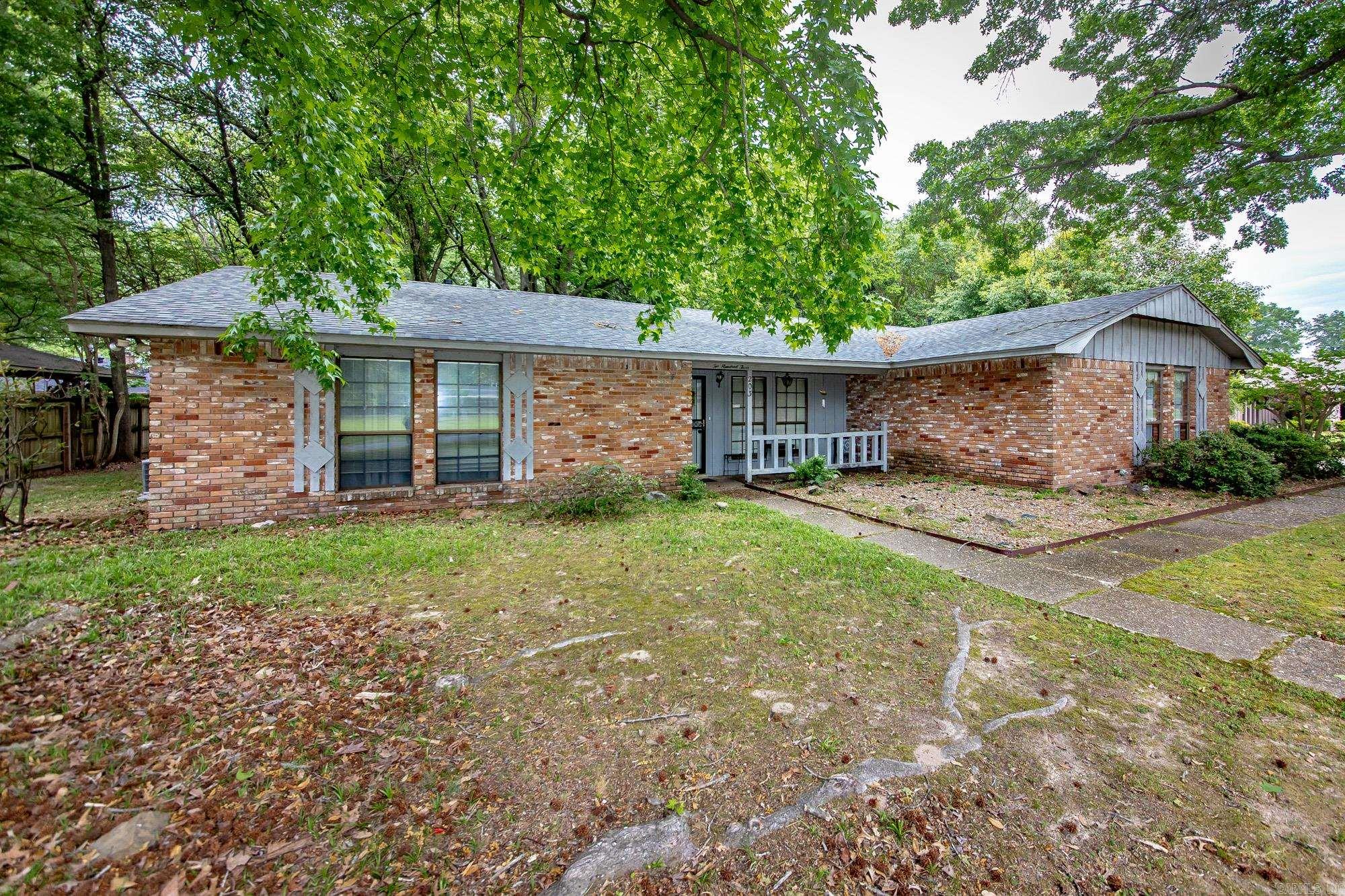 WOODWARD - Residential