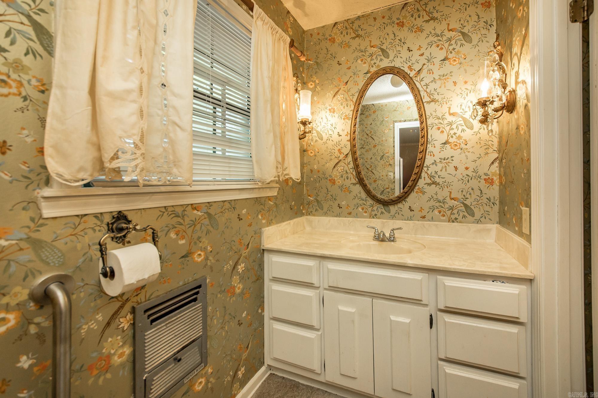 WOODWARD - Residential