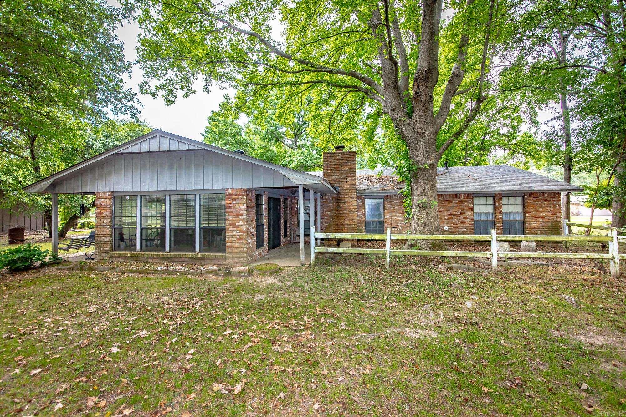 WOODWARD - Residential