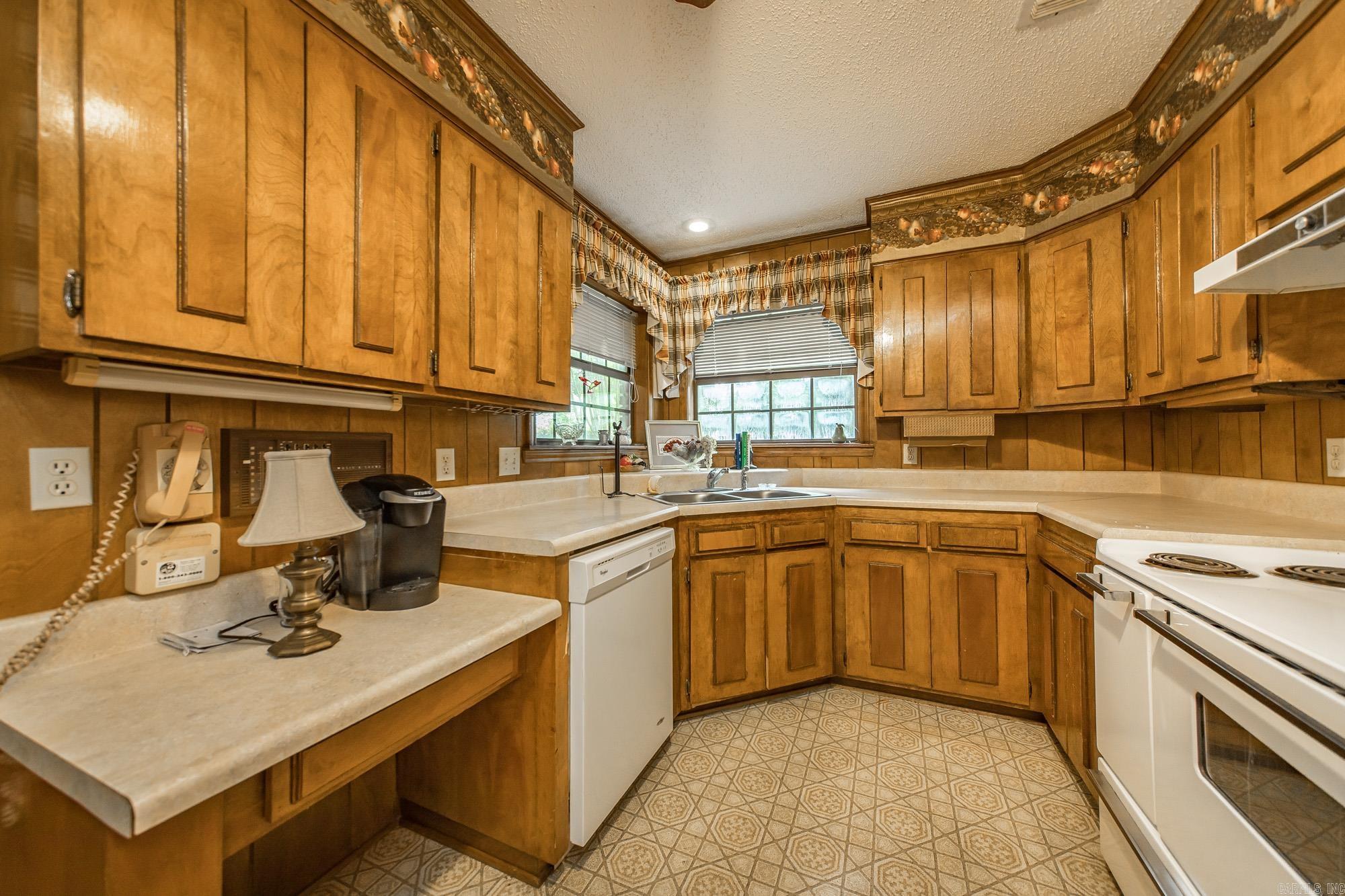 WOODWARD - Residential