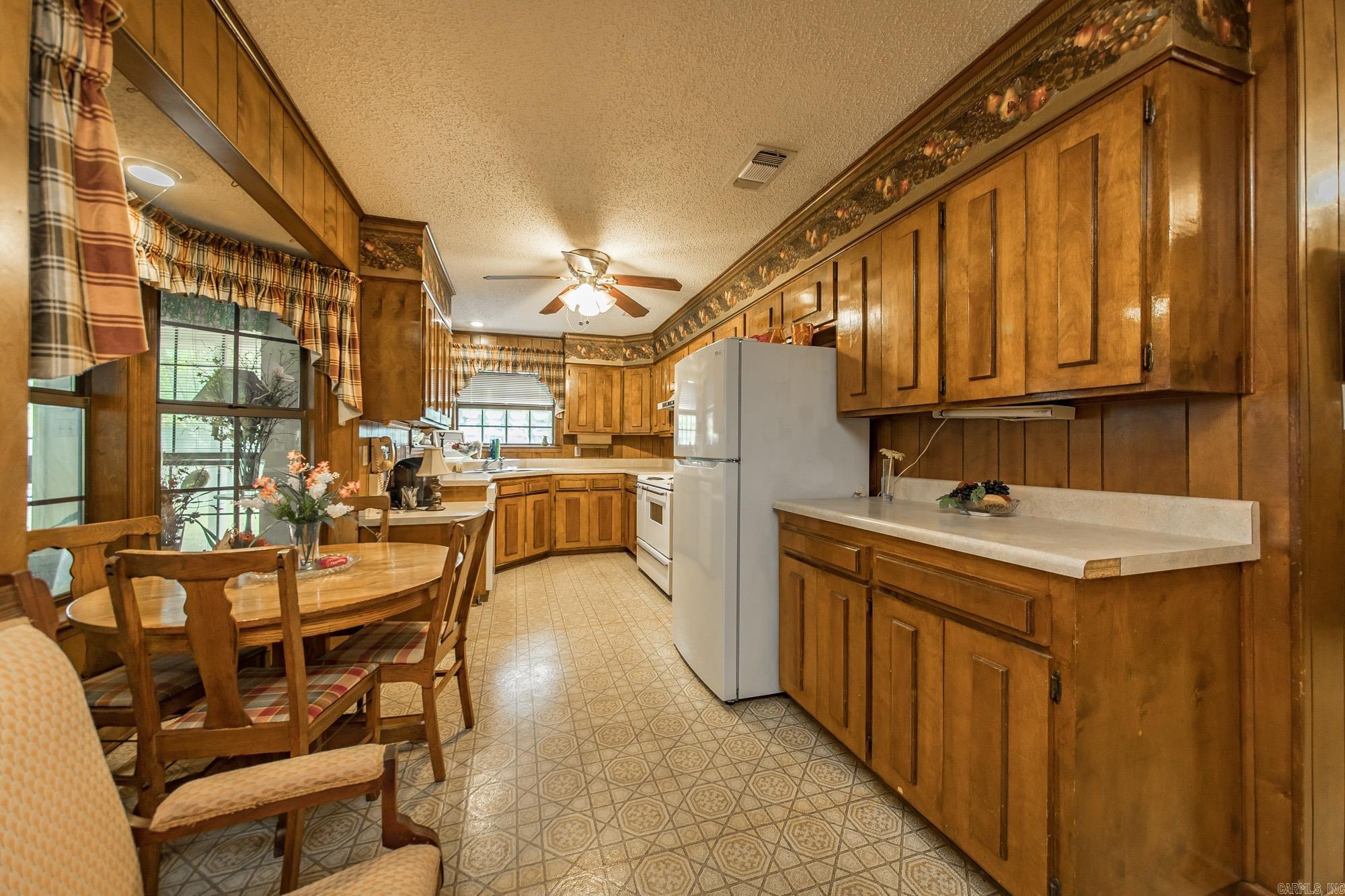 WOODWARD - Residential