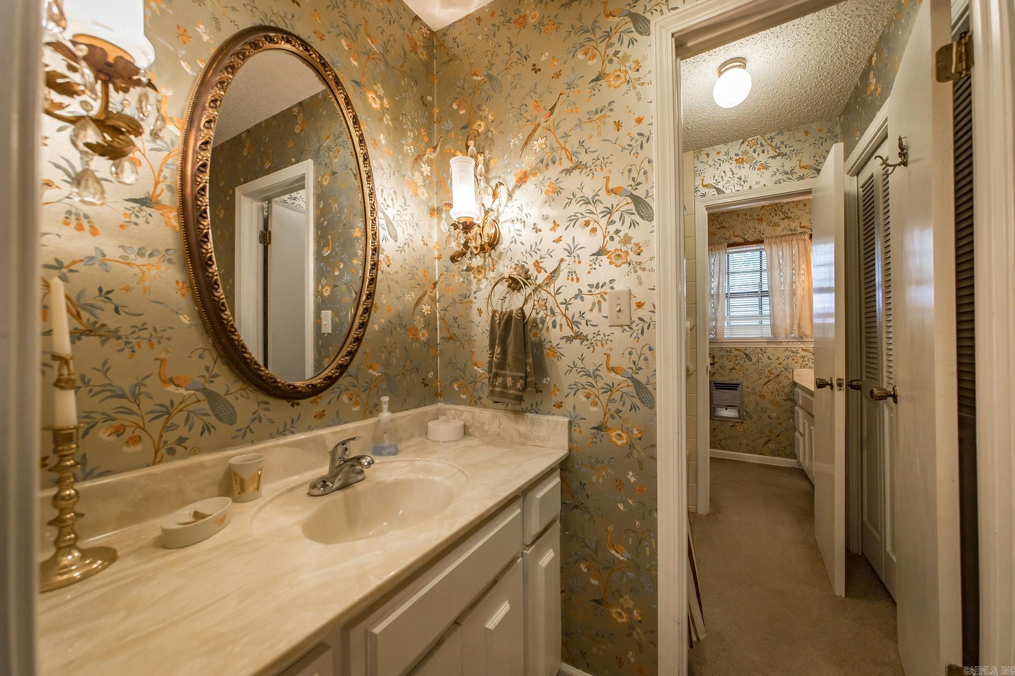 WOODWARD - Residential