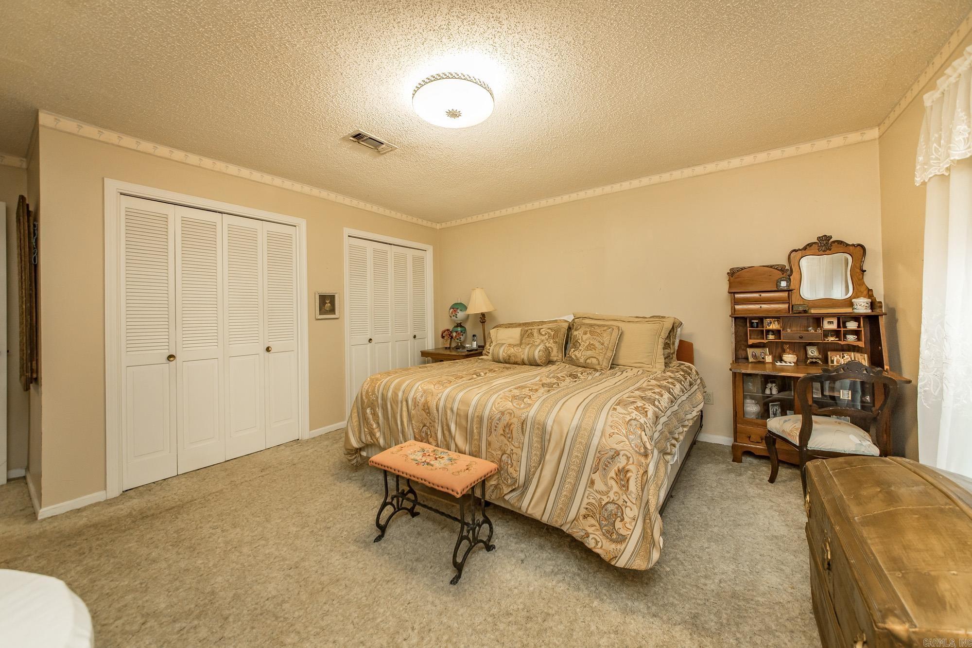 WOODWARD - Residential