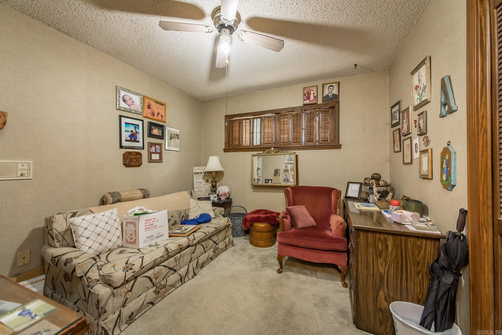 WOODWARD - Residential