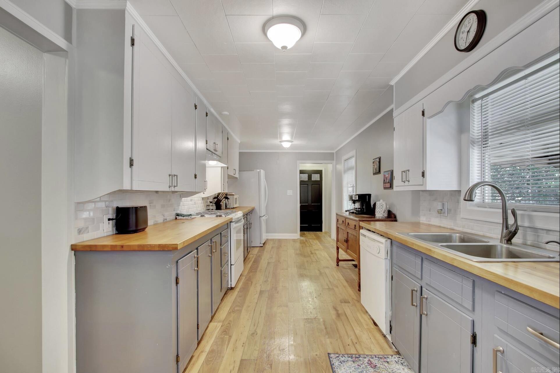 FOREST PARK - Residential