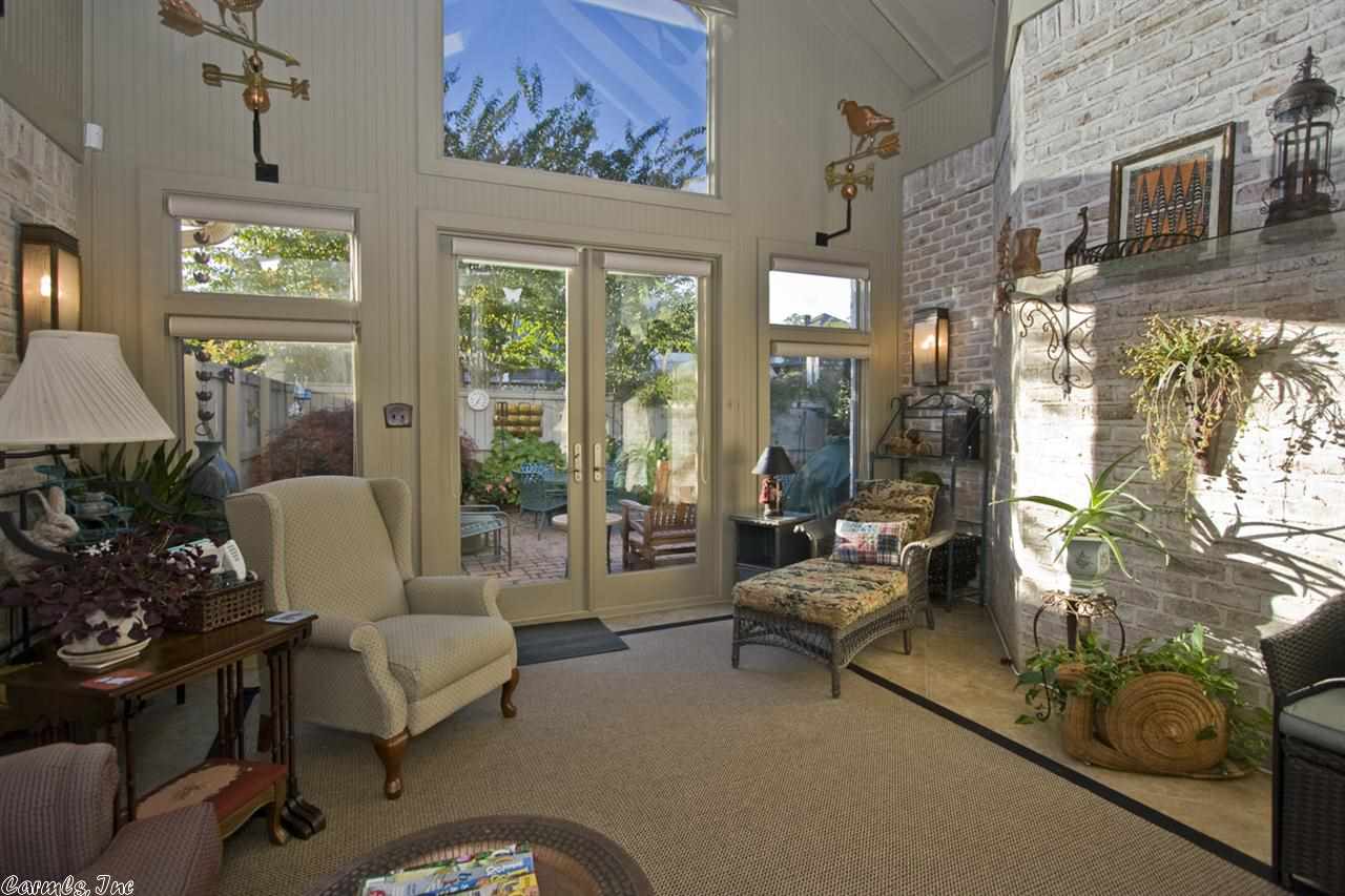 Chevaux - Residential