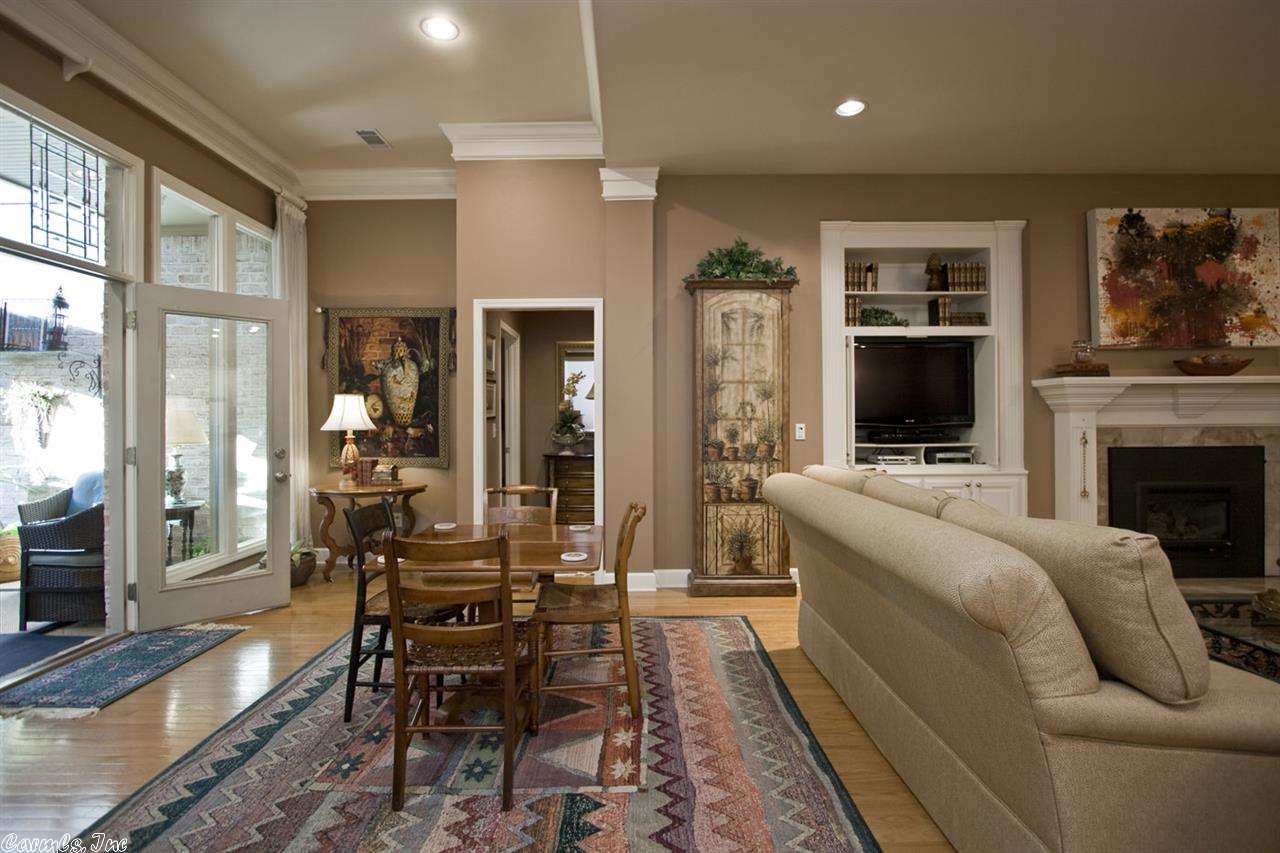 Chevaux - Residential