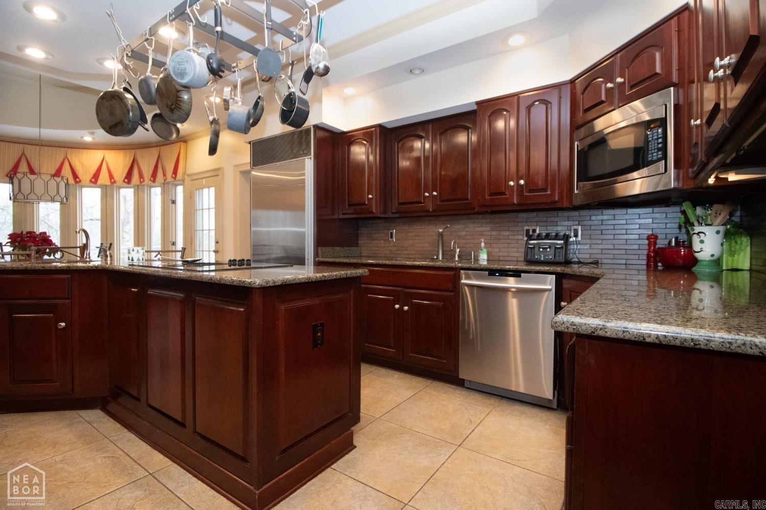 Nixs Lake Estates - Residential
