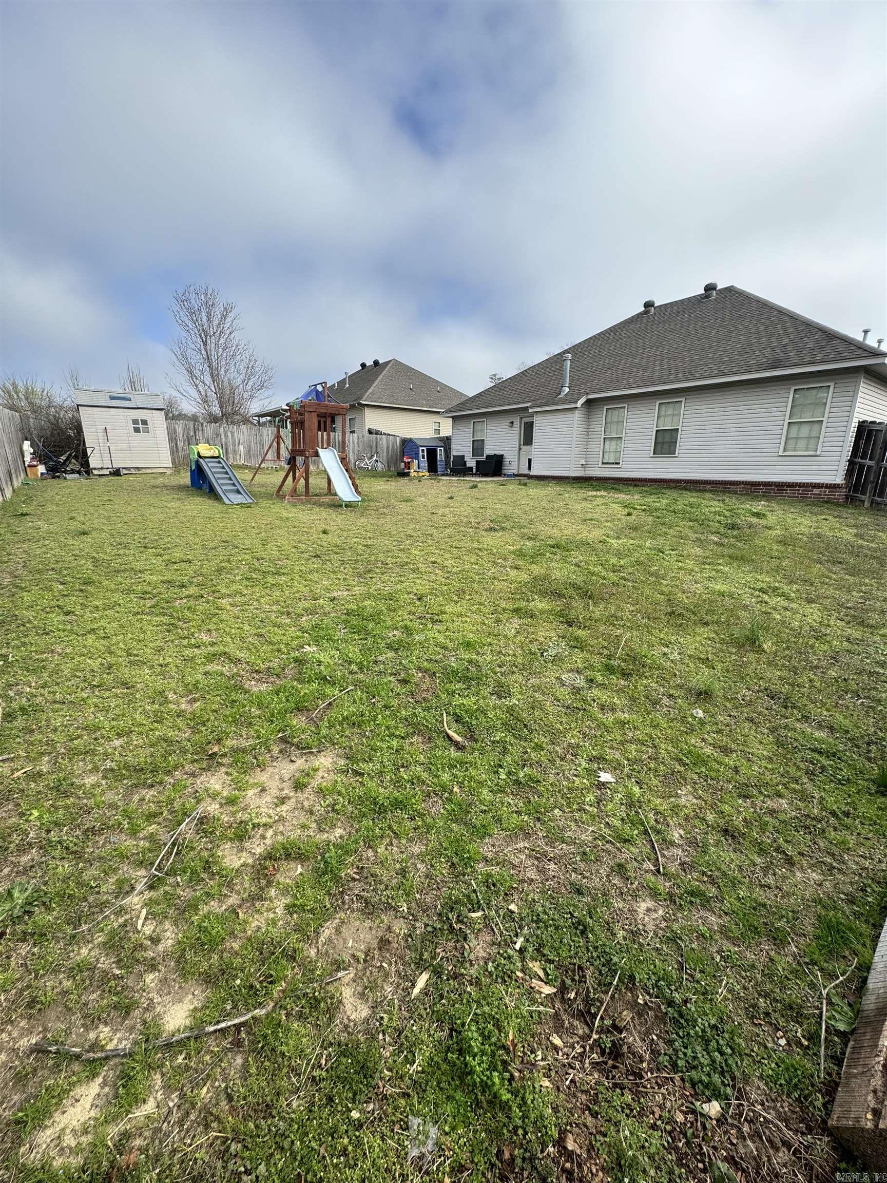 MADISON VILLAGE - Residential