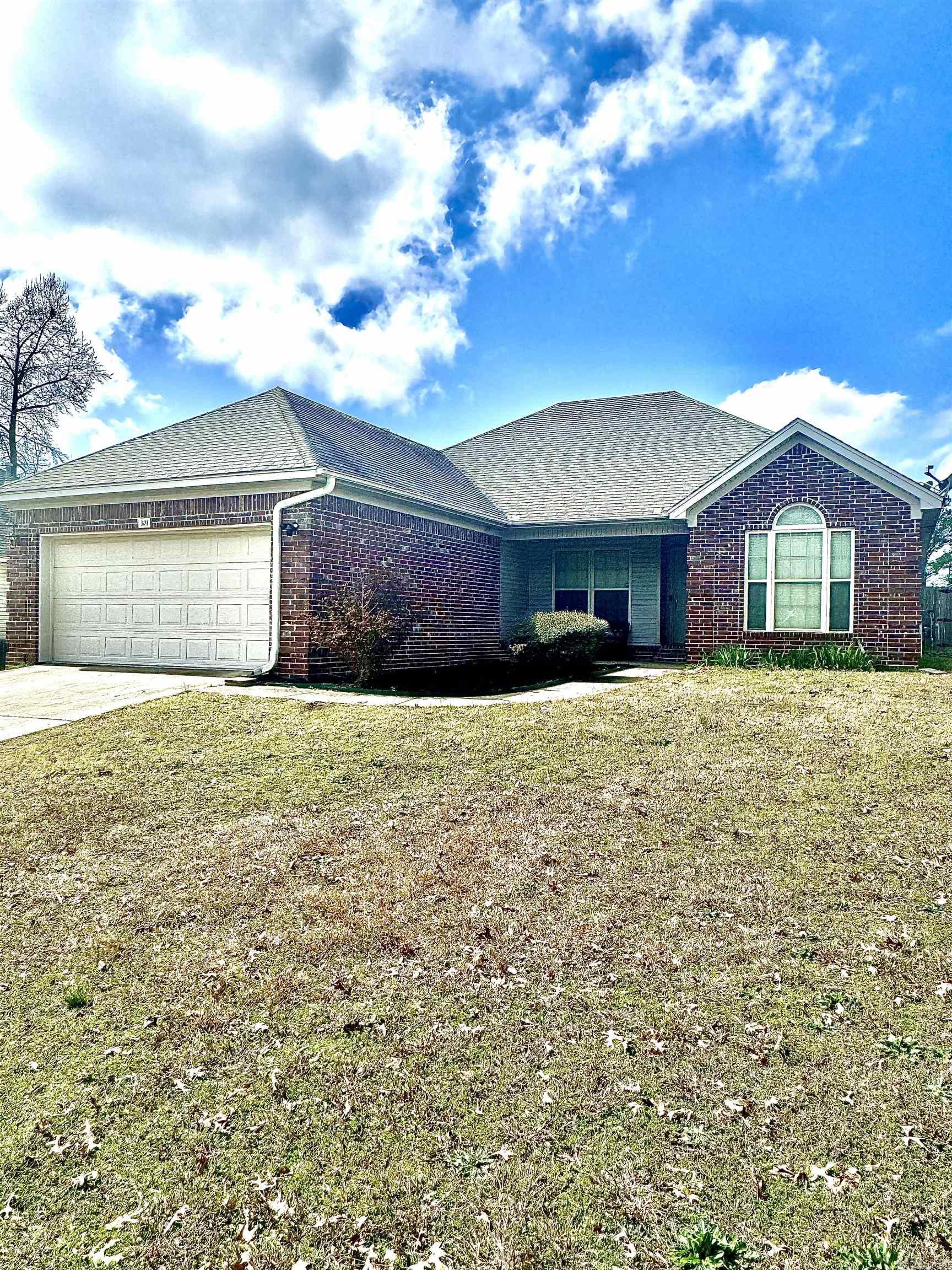 MADISON VILLAGE - Residential