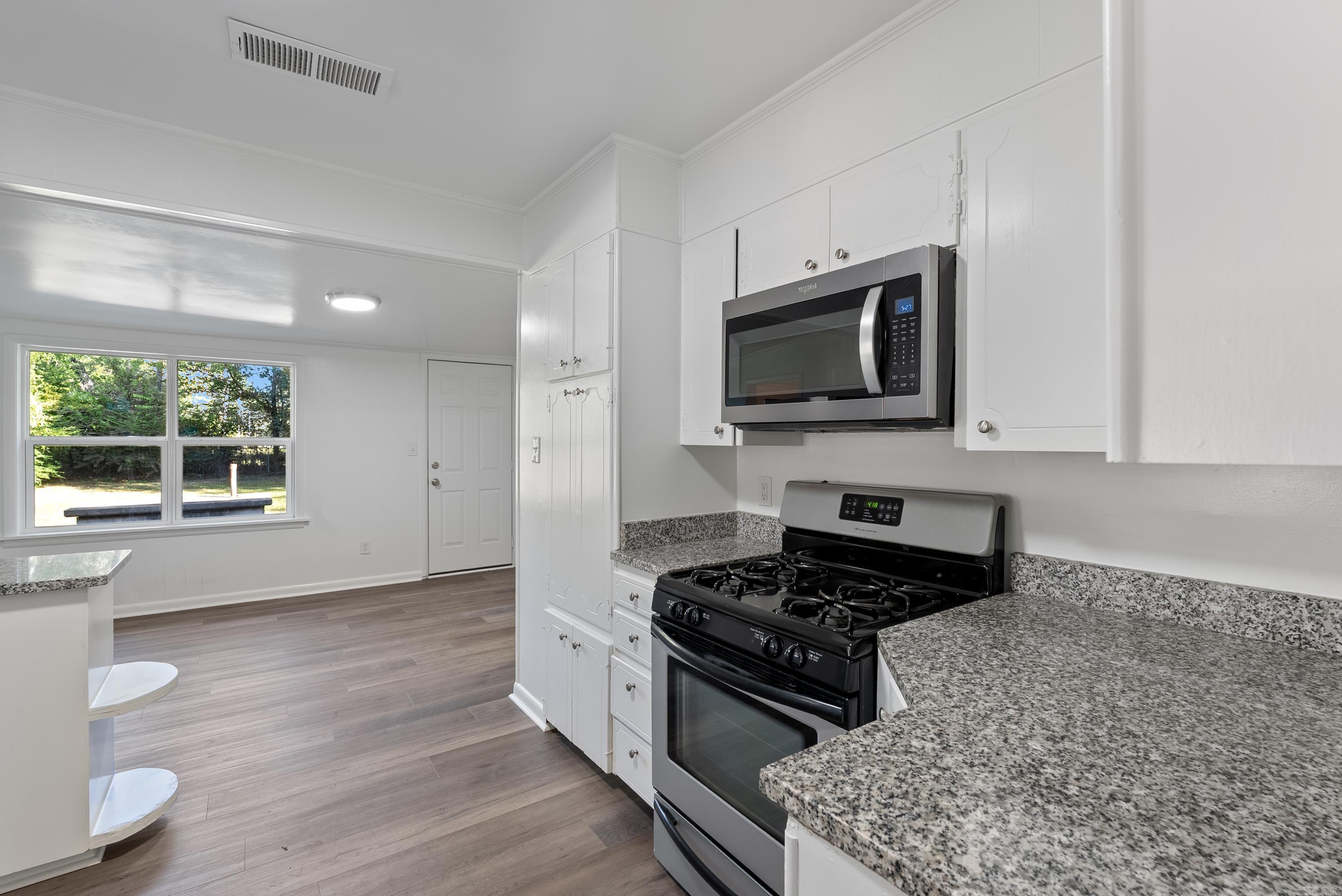 COLLEGE OAK ADDN - Residential