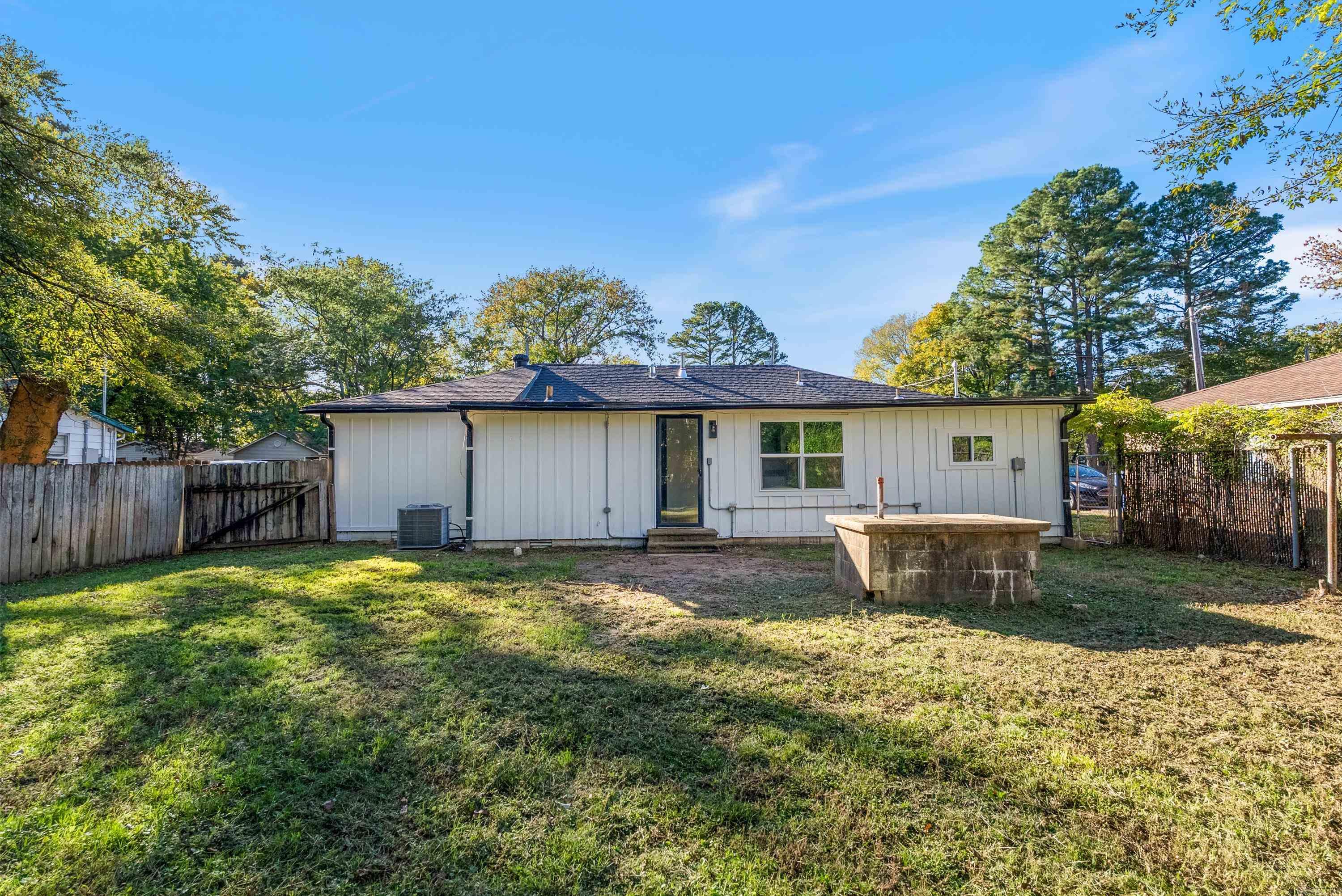 COLLEGE OAK ADDN - Residential