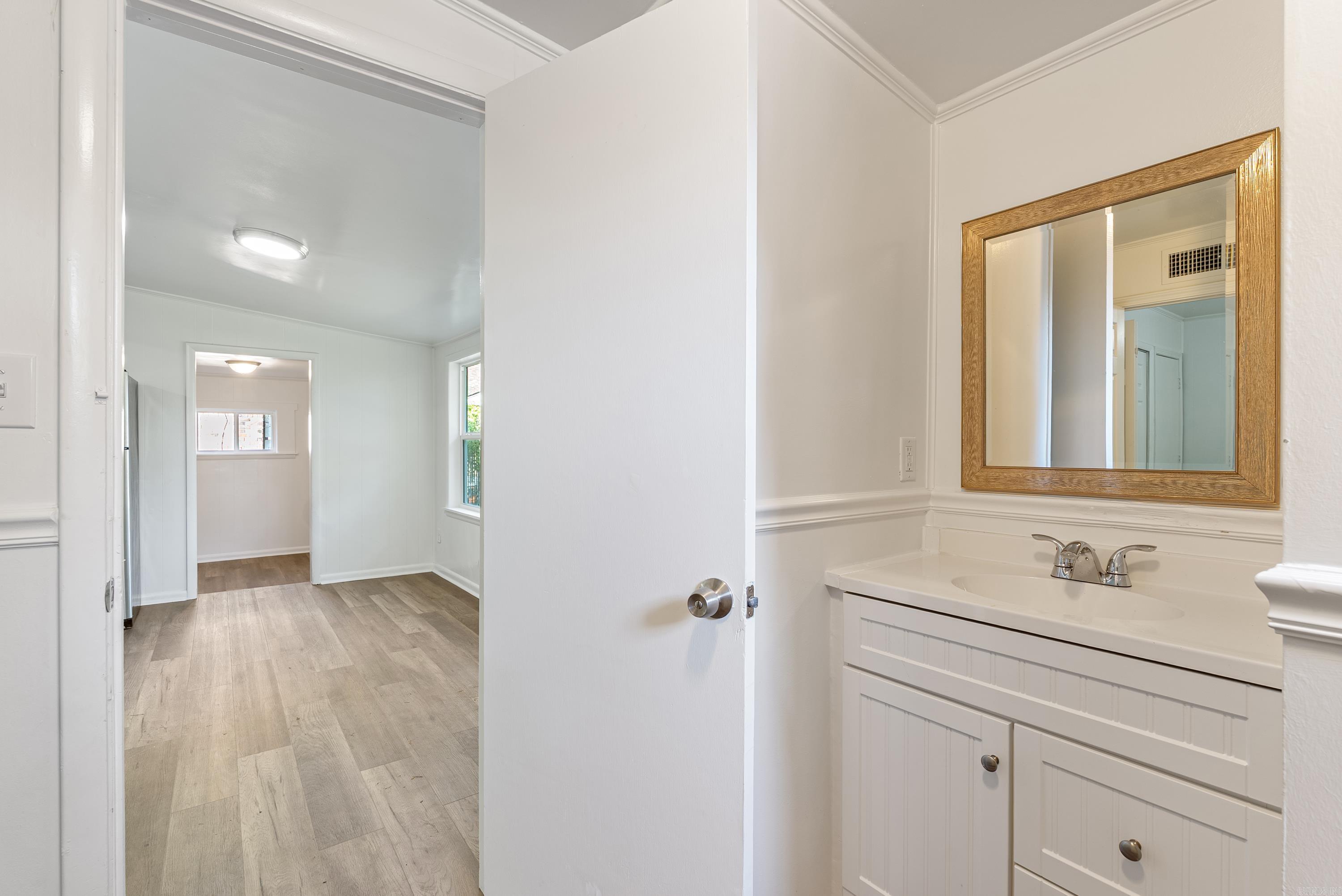 COLLEGE OAK ADDN - Residential