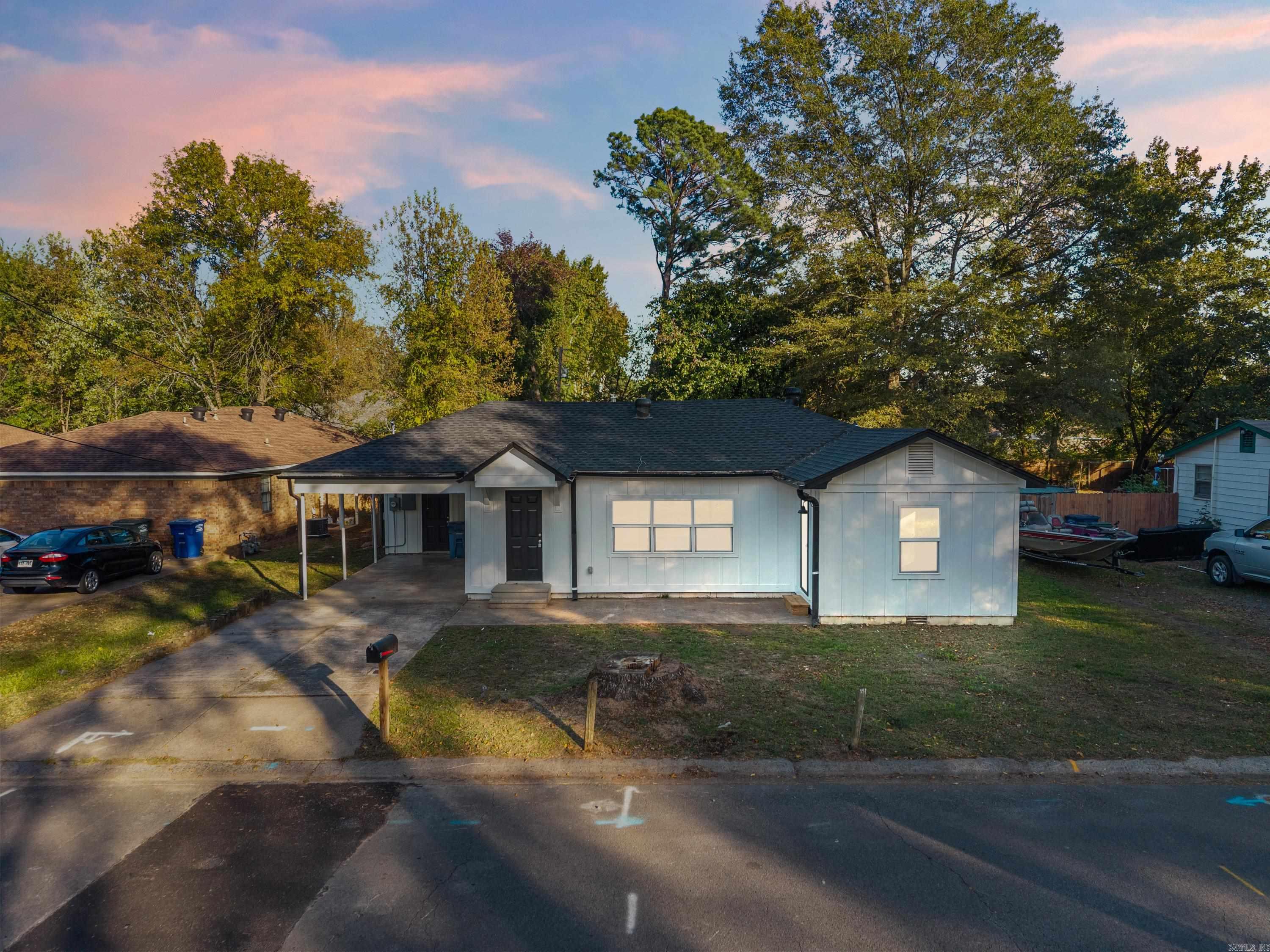 COLLEGE OAK ADDN - Residential