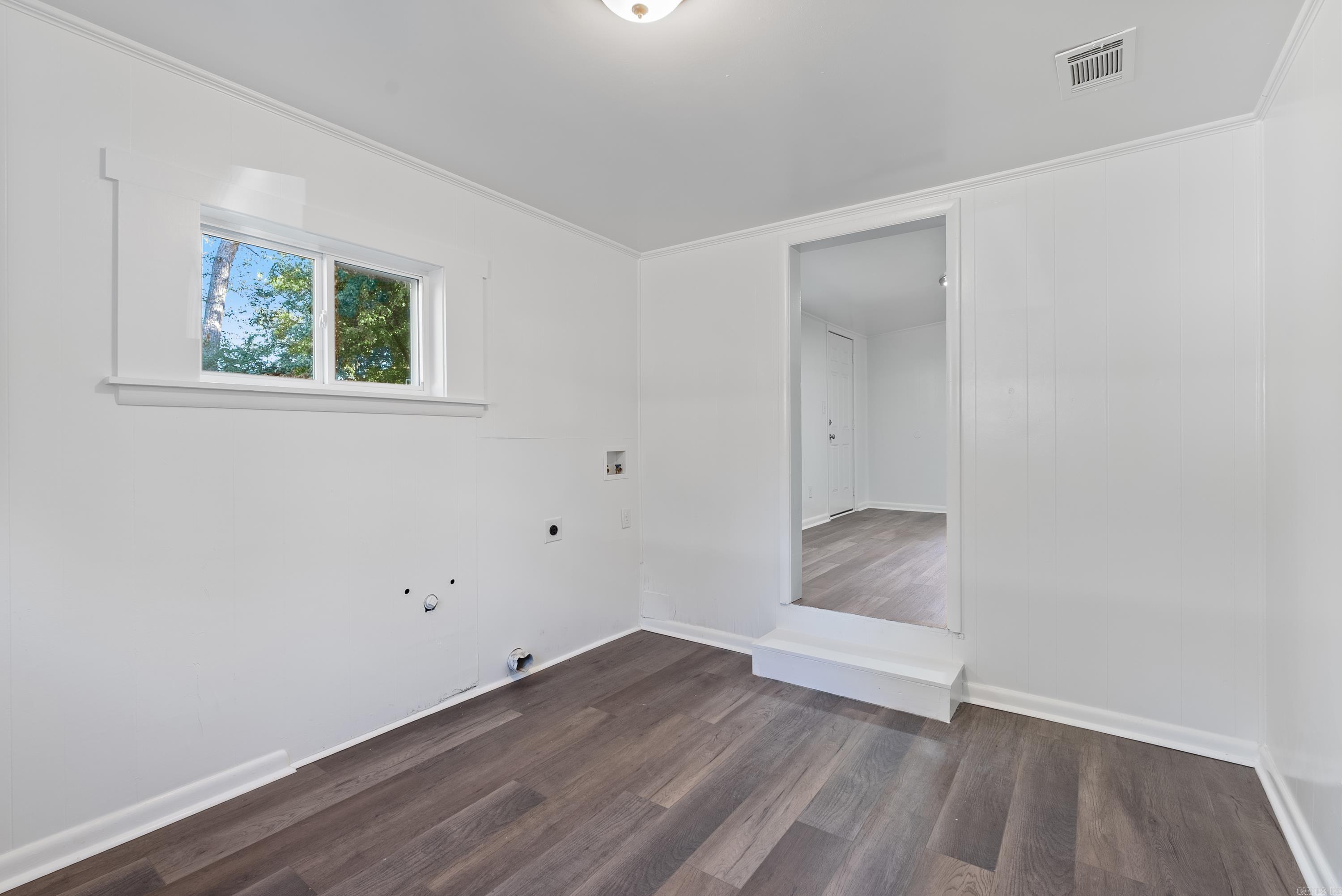 COLLEGE OAK ADDN - Residential