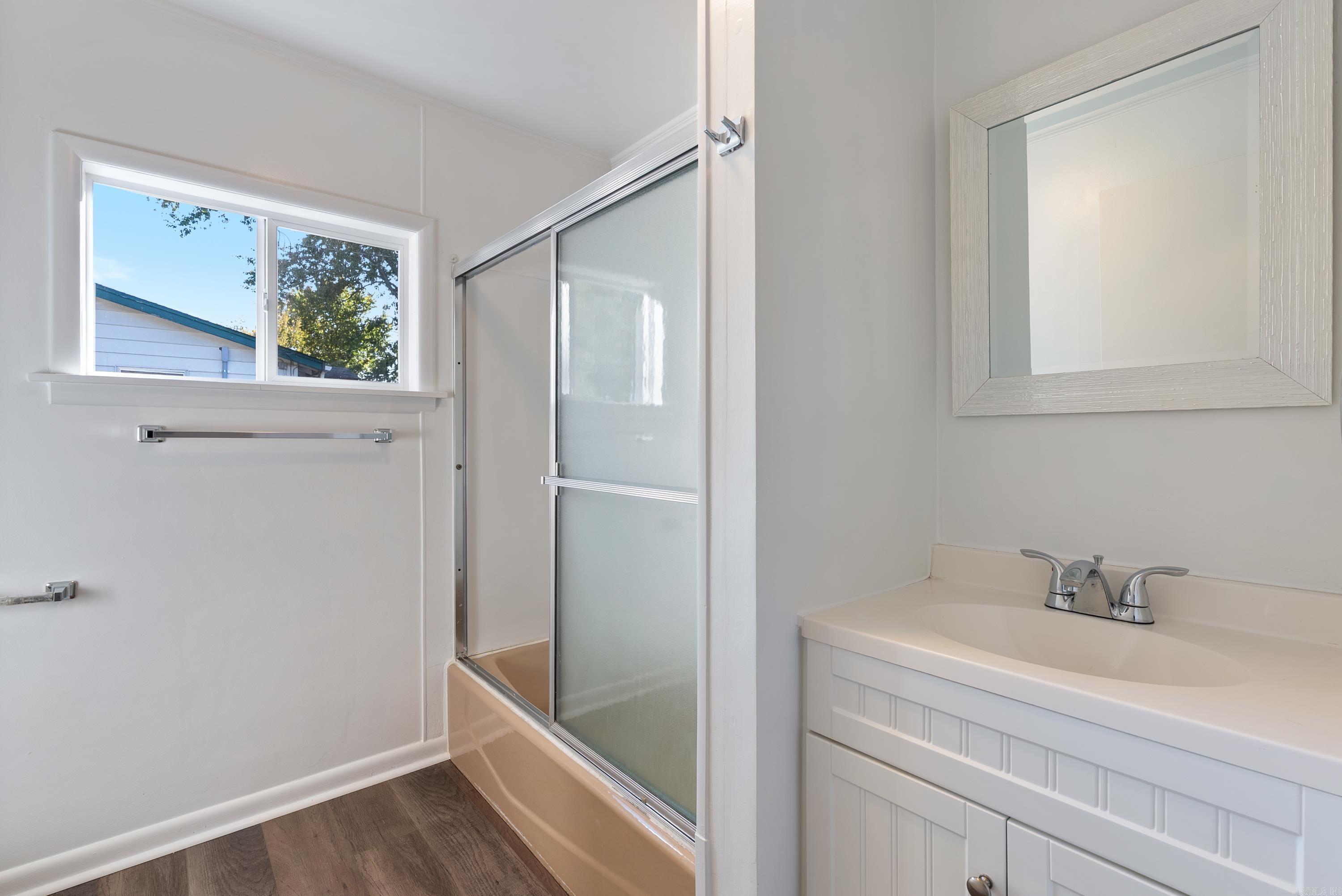 COLLEGE OAK ADDN - Residential