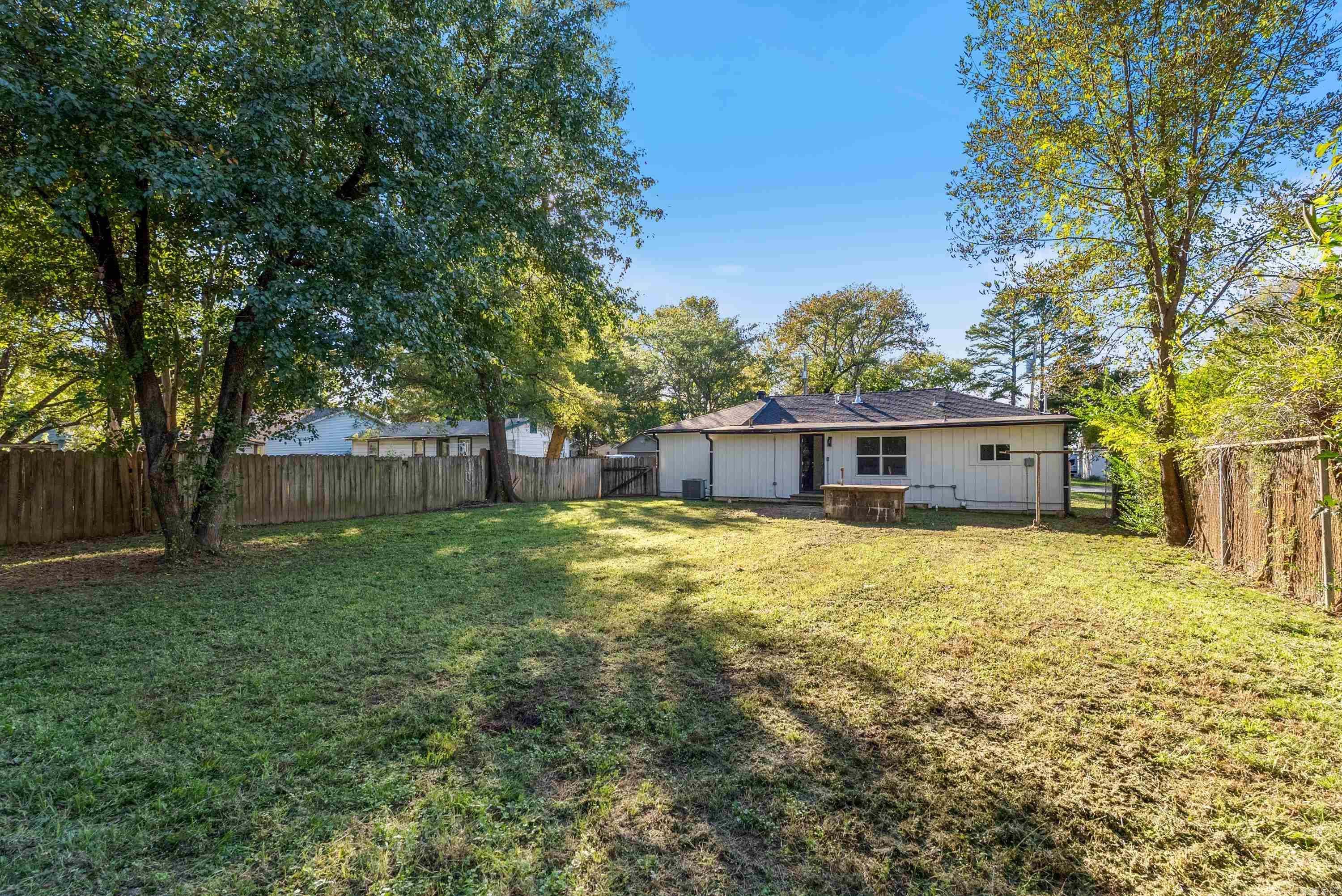 COLLEGE OAK ADDN - Residential