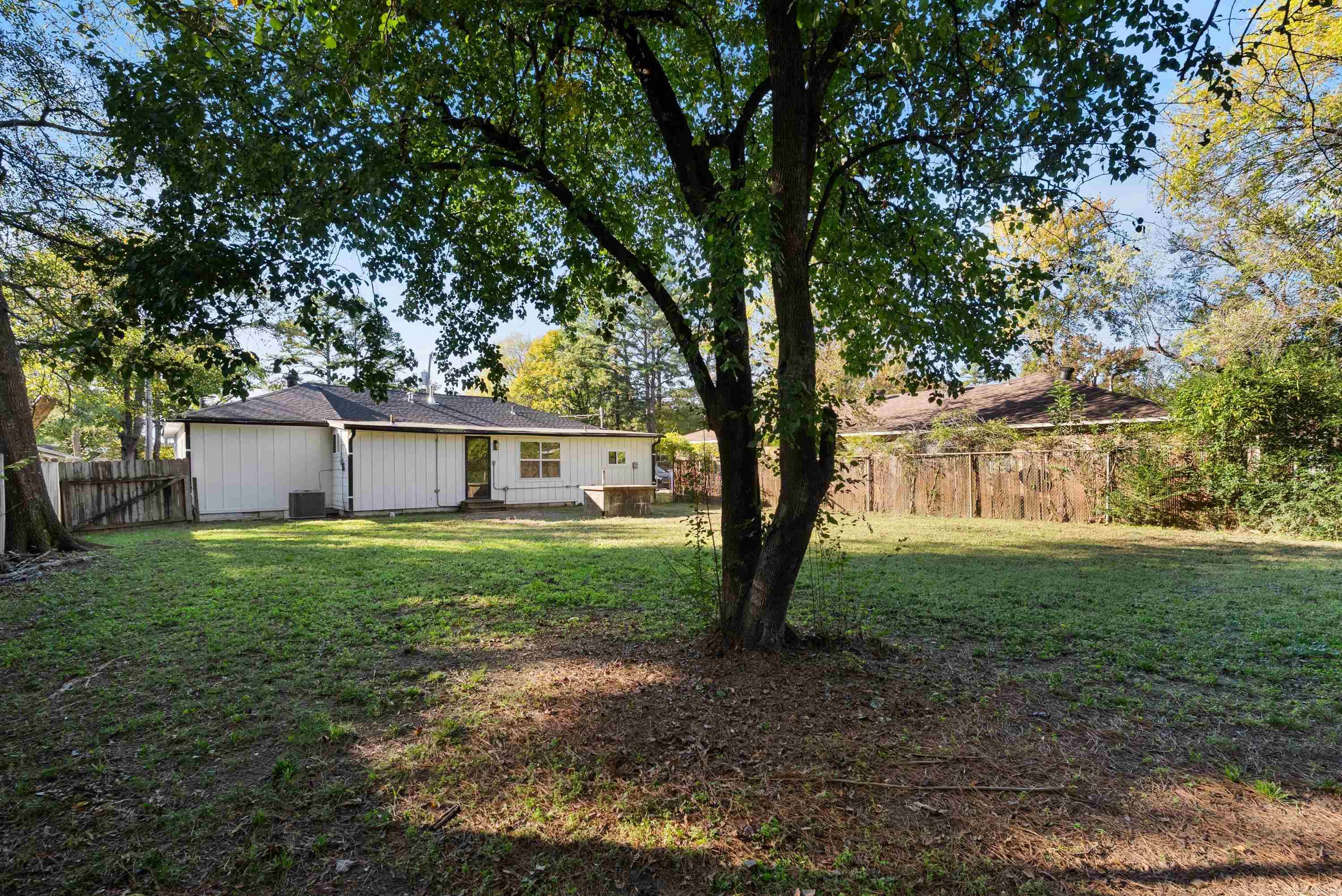 COLLEGE OAK ADDN - Residential