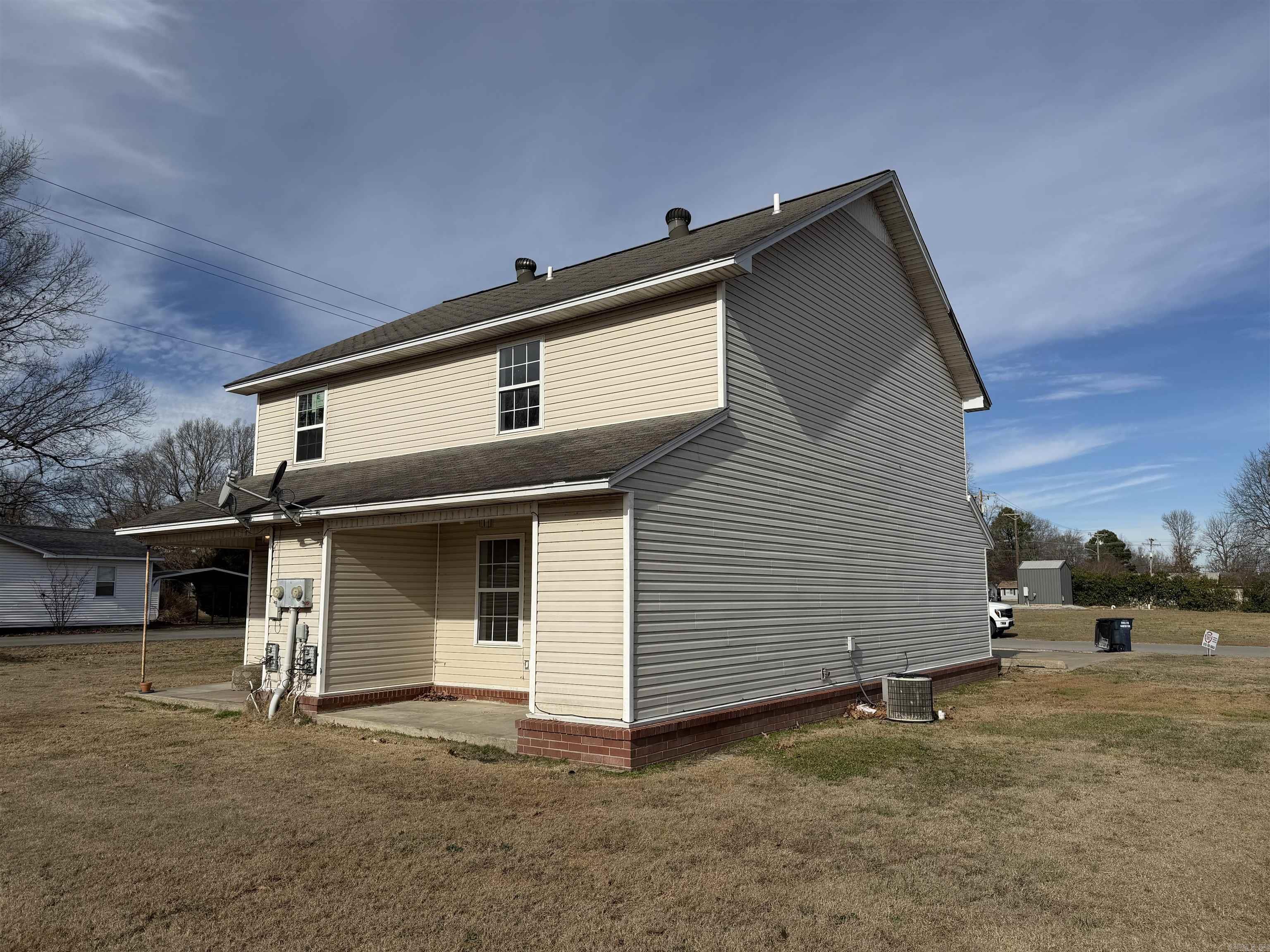 M&B PIGGOTT 2-20-8 - Residential Income