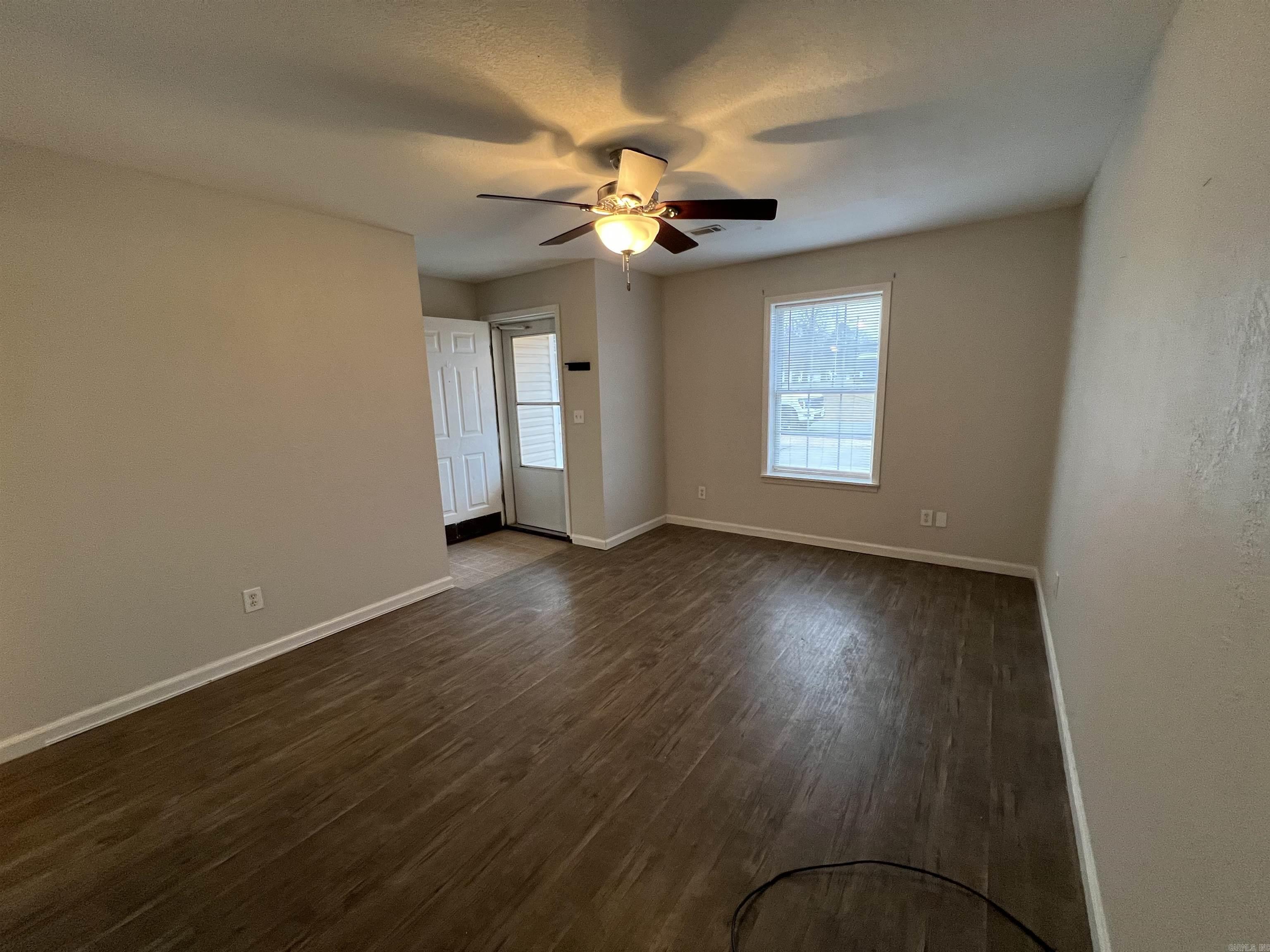 M&B PIGGOTT 2-20-8 - Residential Income