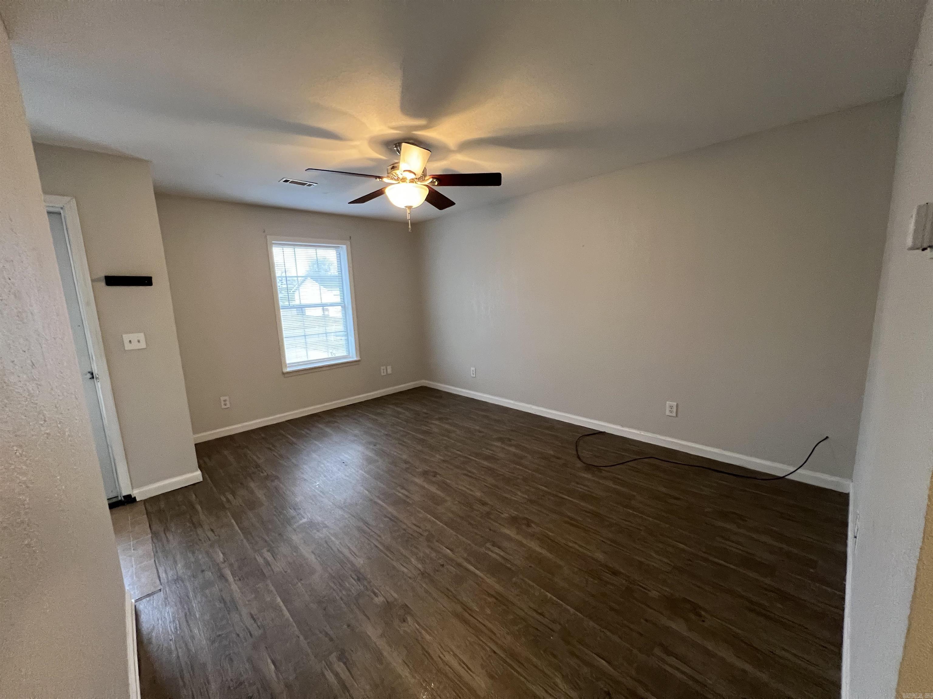 M&B PIGGOTT 2-20-8 - Residential Income