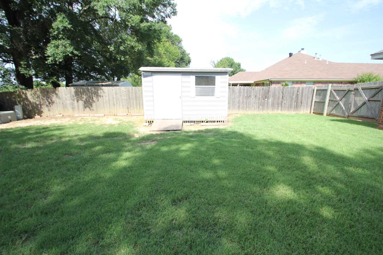 INDIAN MEADOWS - Residential