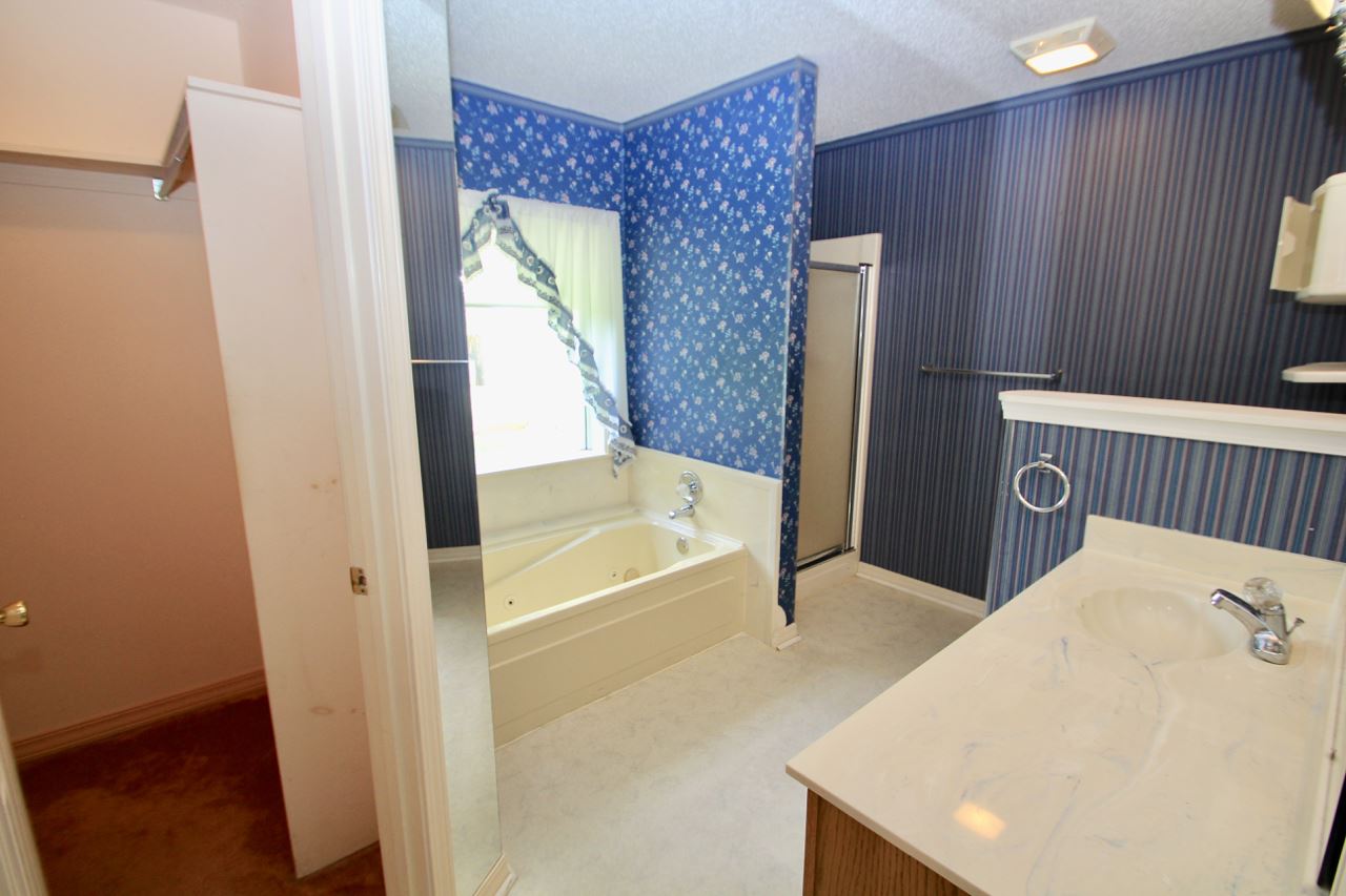 INDIAN MEADOWS - Residential