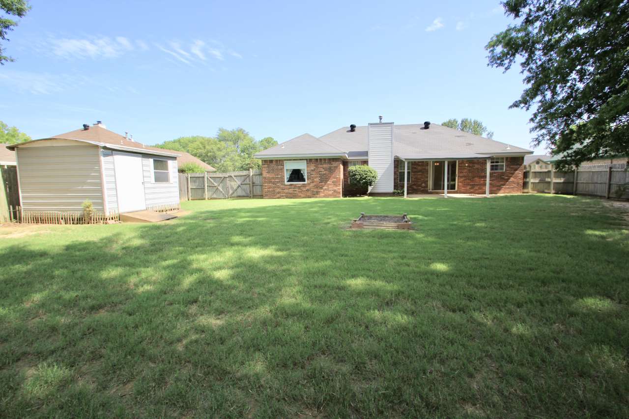 INDIAN MEADOWS - Residential