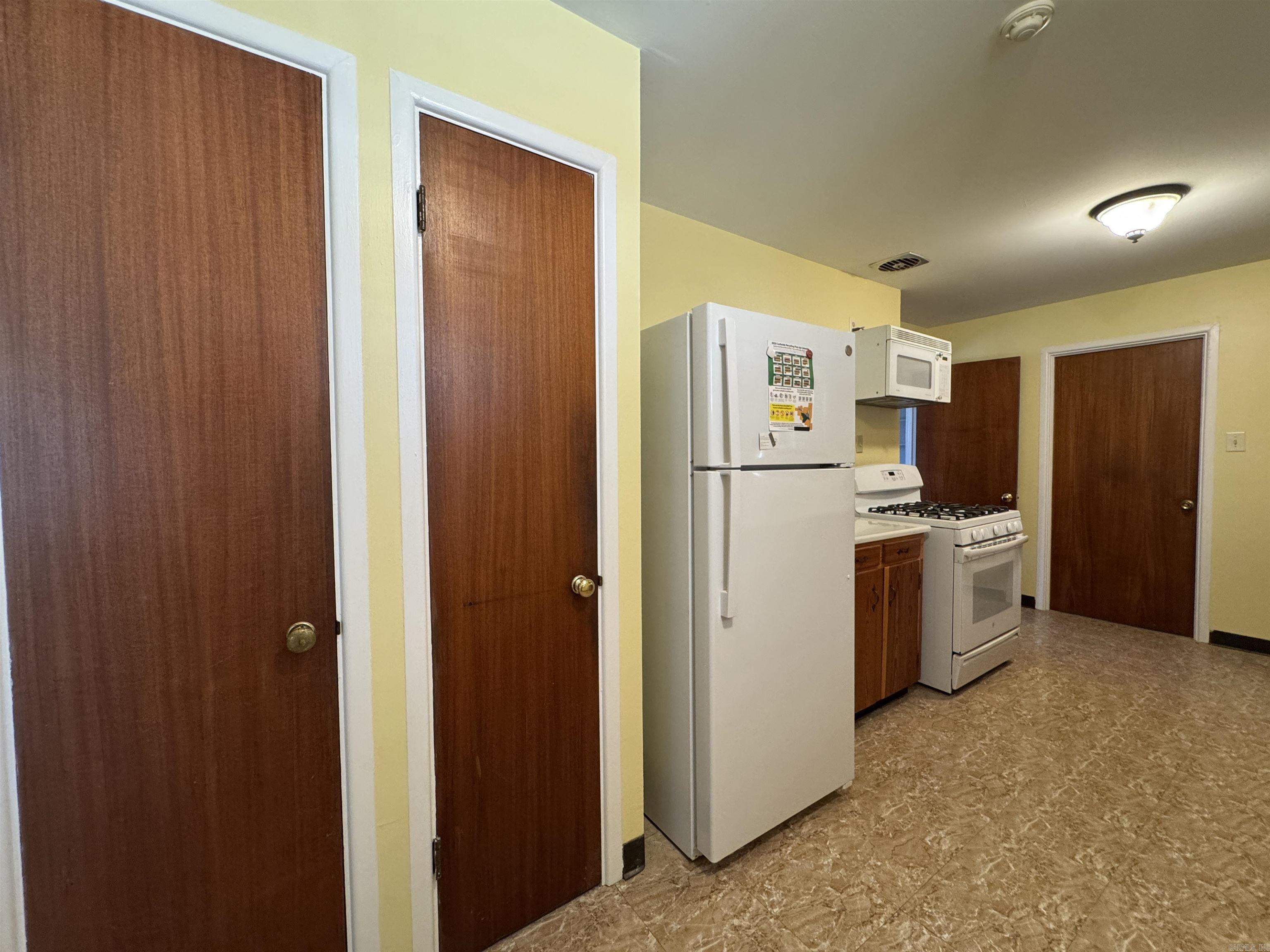 BROADMOOR ADDN - Residential