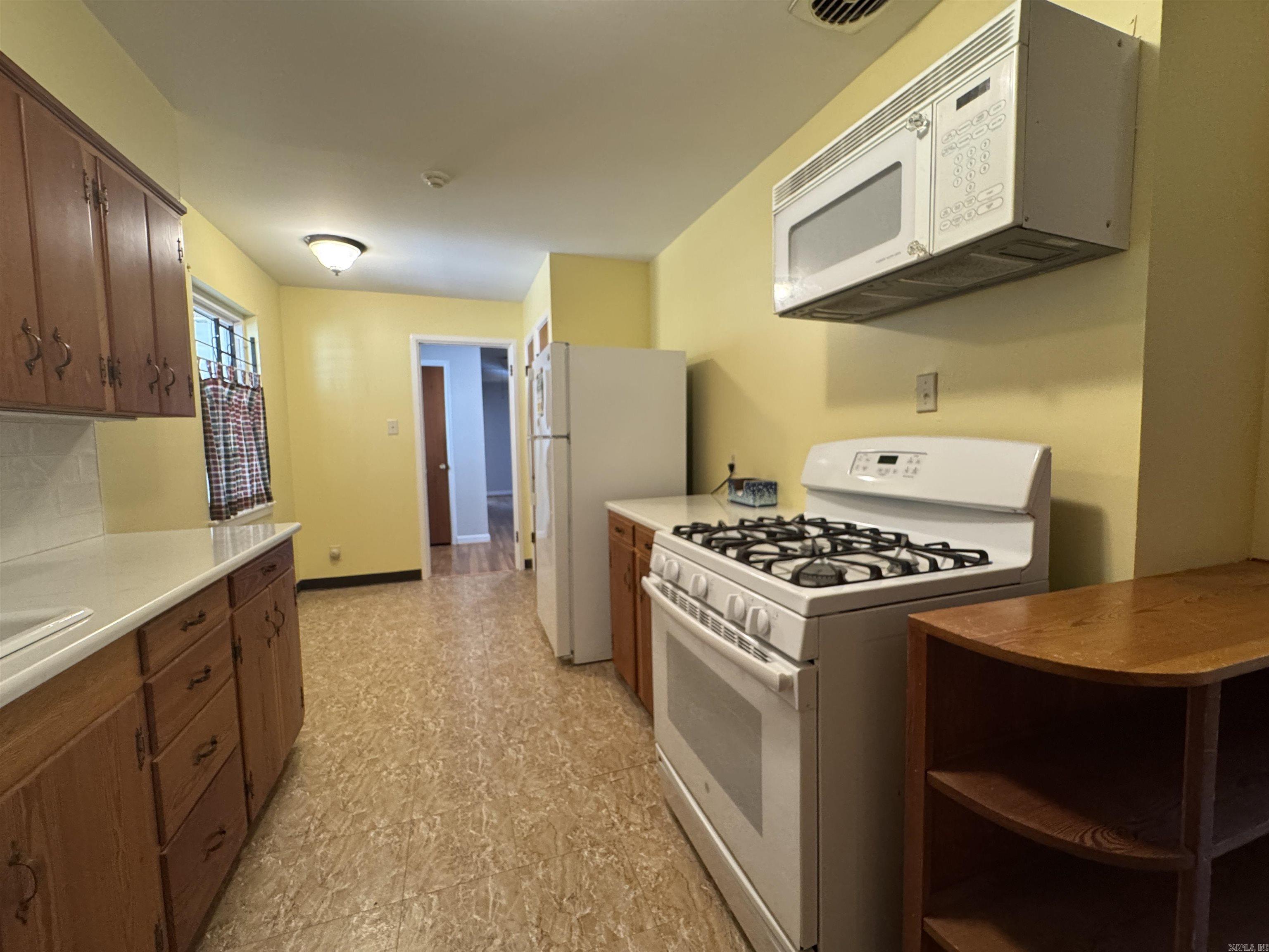 BROADMOOR ADDN - Residential