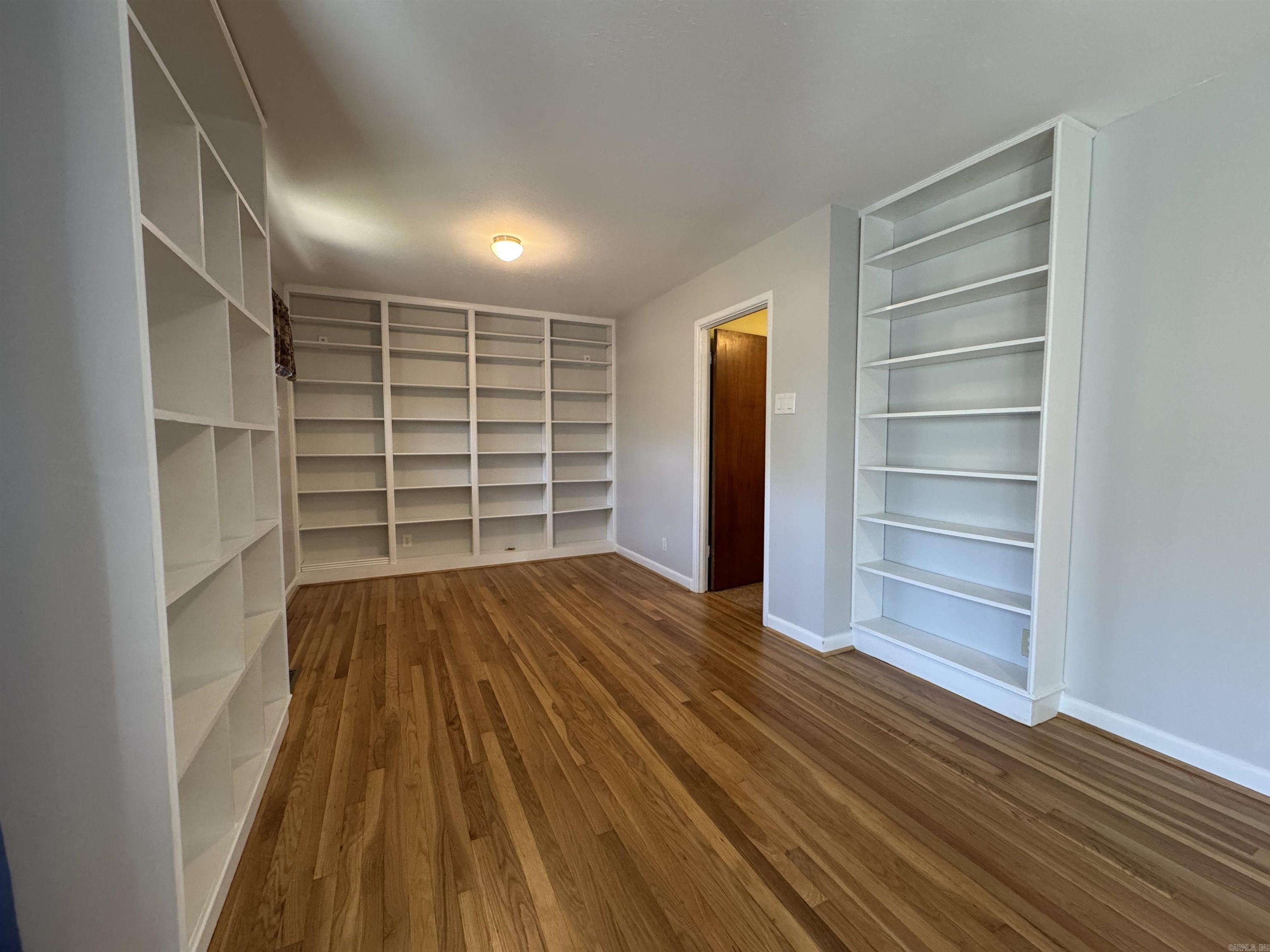 BROADMOOR ADDN - Residential