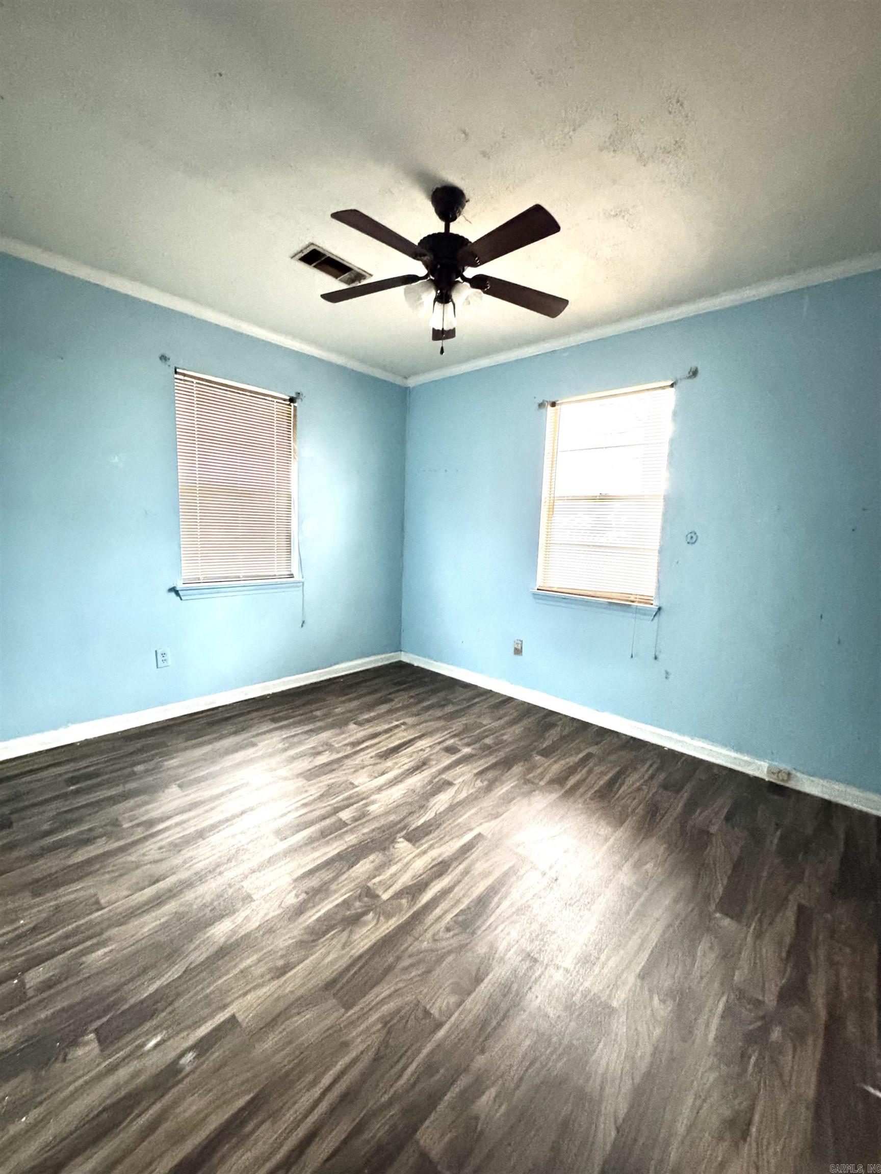 BARROW JOHN - Residential