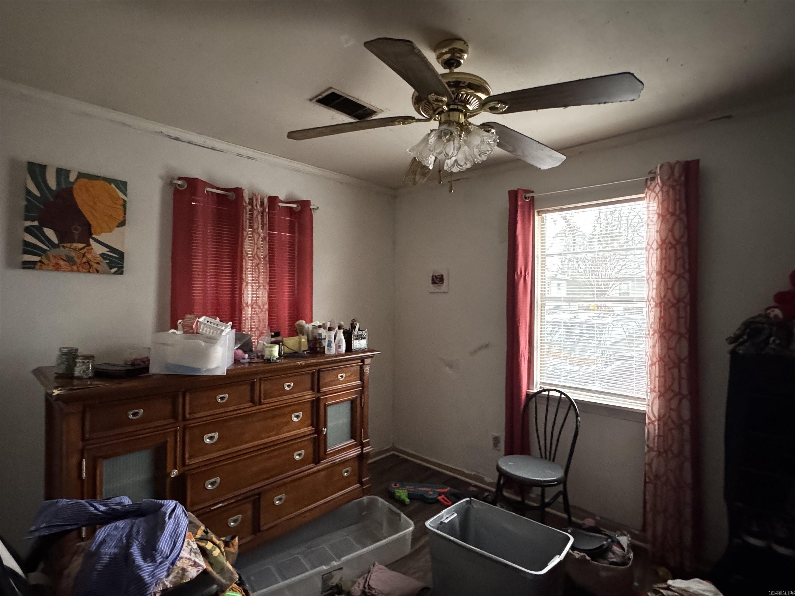 BARROW JOHN - Residential