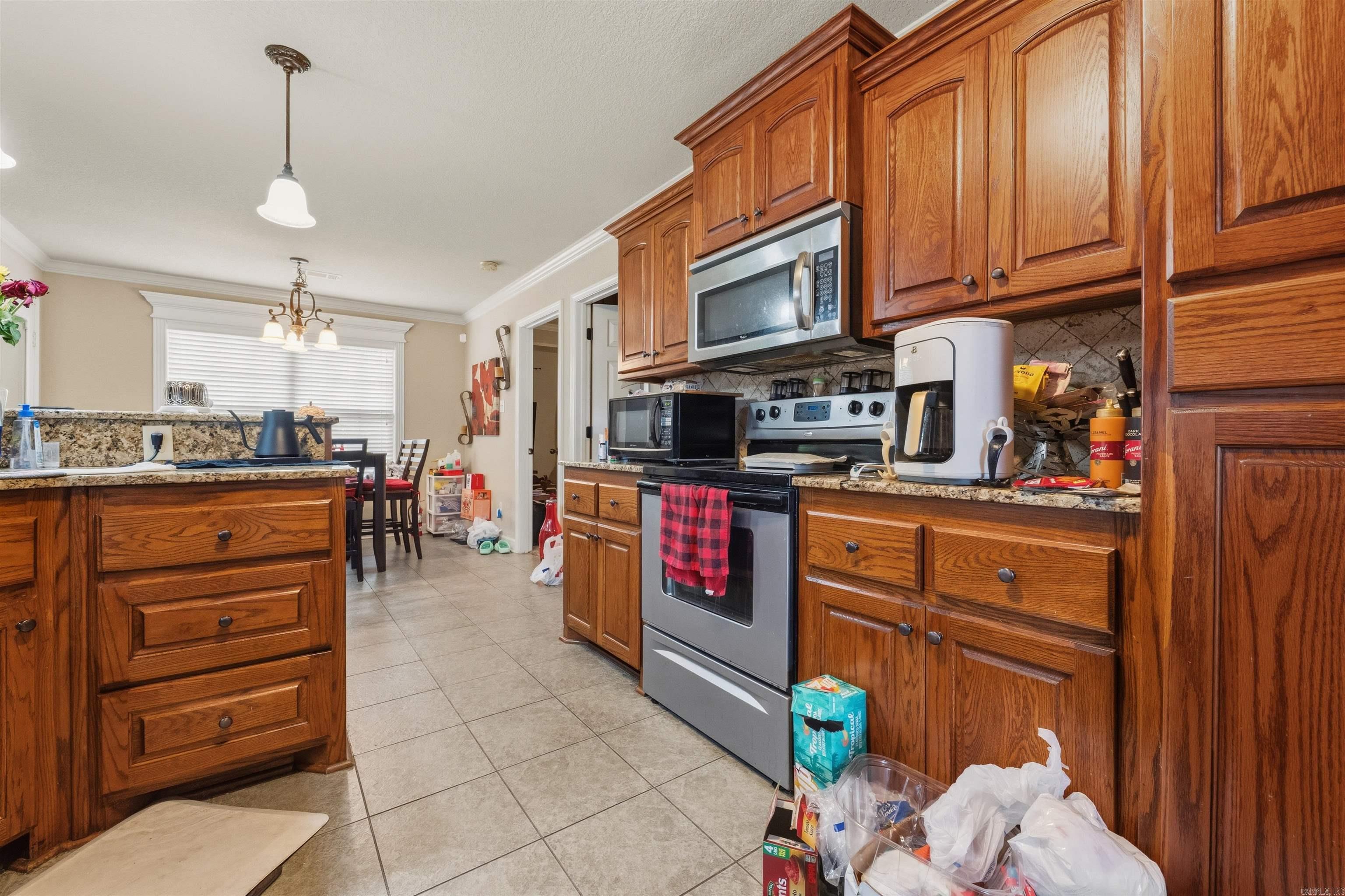 LOST CREEK ESTATES - Residential