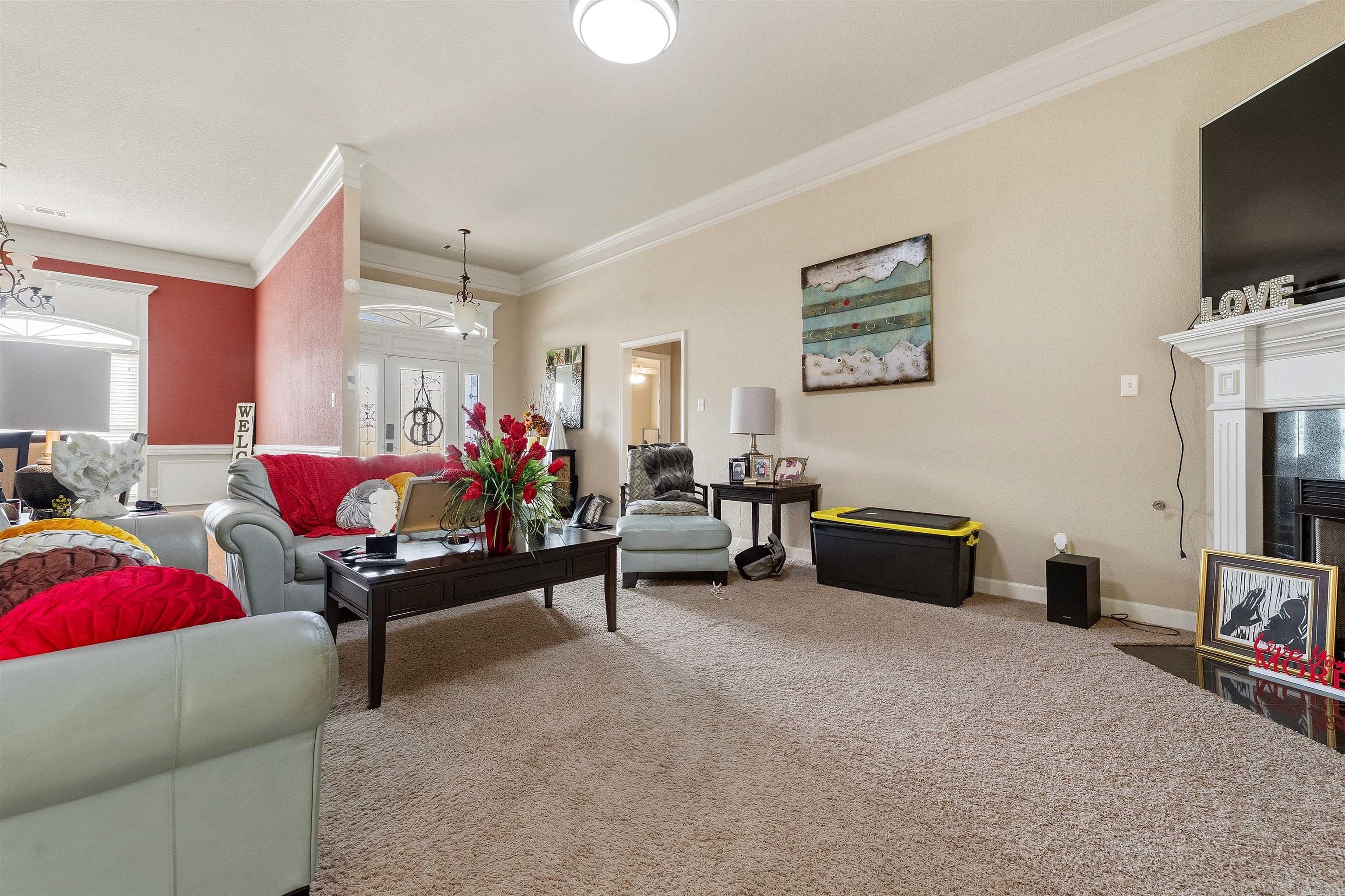 LOST CREEK ESTATES - Residential