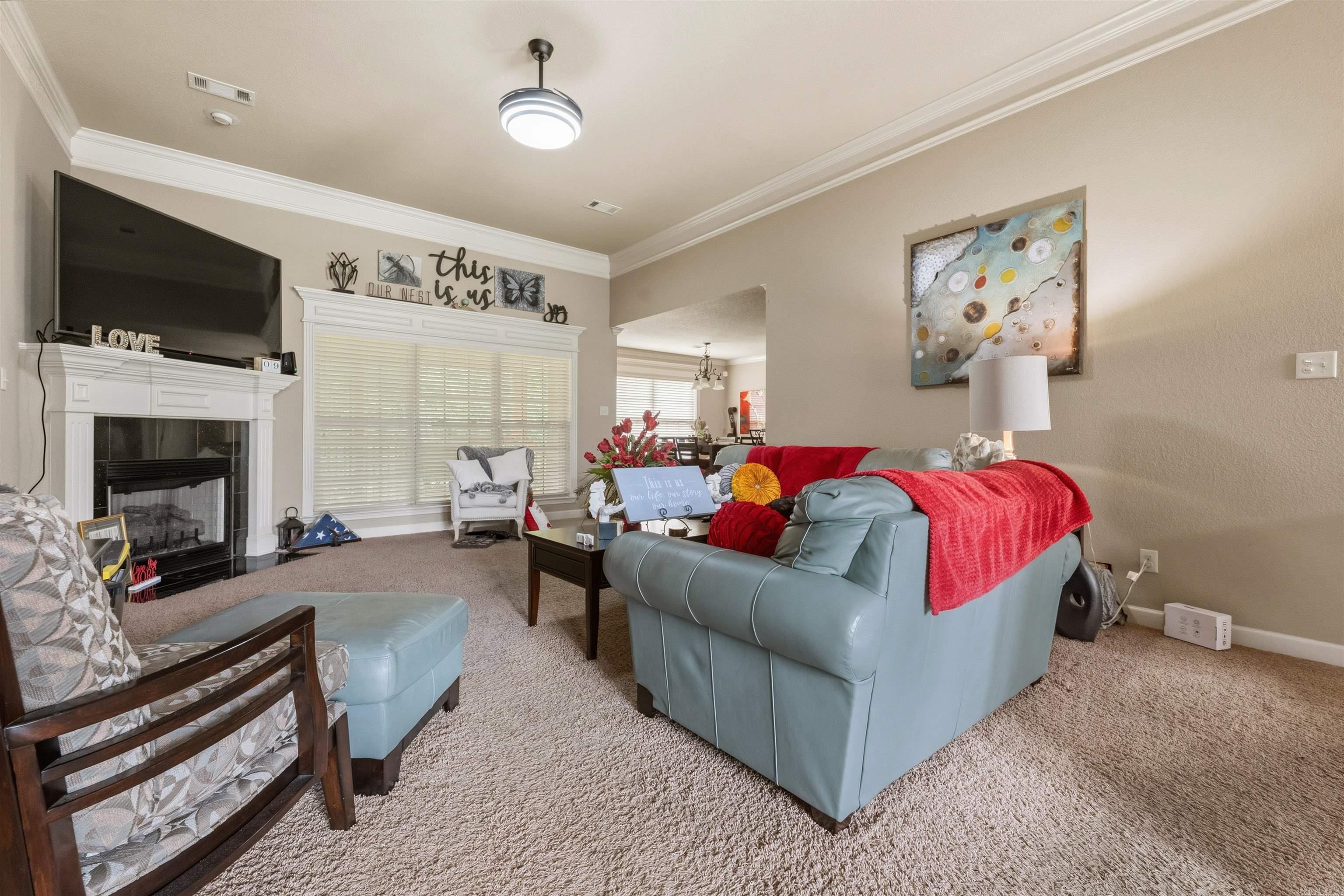 LOST CREEK ESTATES - Residential